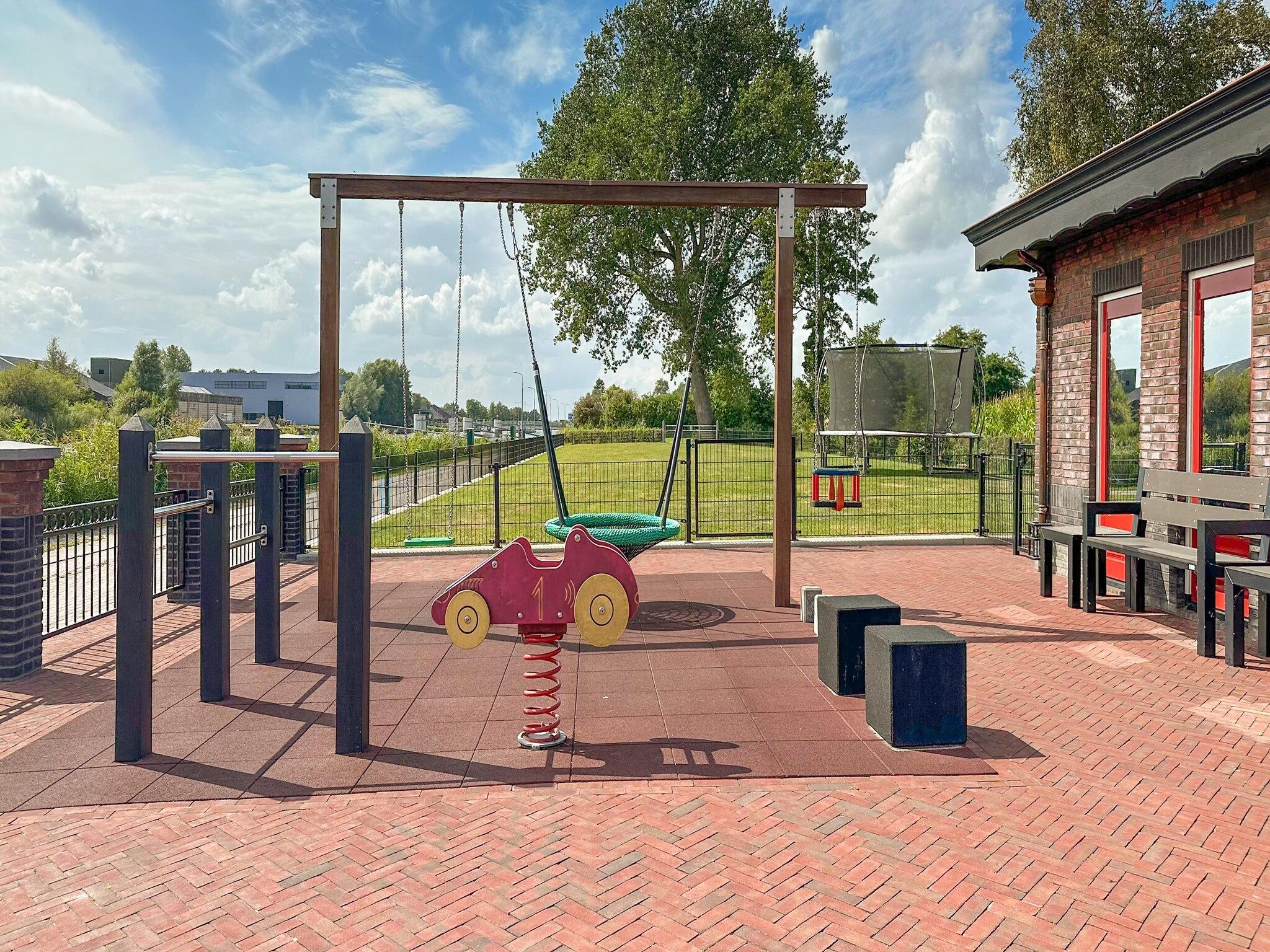 Voorzieningen bij Oane's Huske in Jistrum / Skûlenboarch