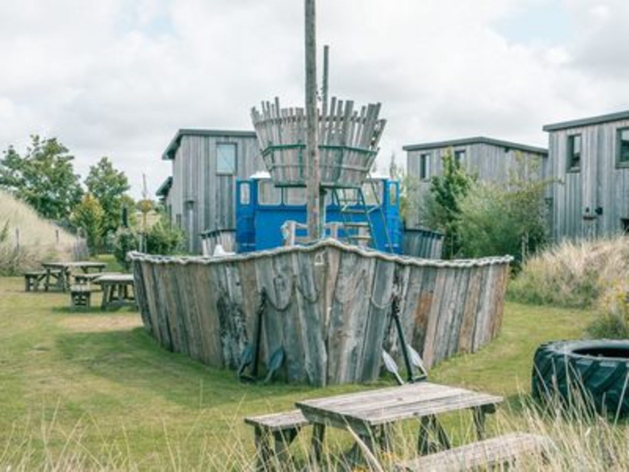 De buitenkant van Juttershut Duynpark - Callantsoog in Callantsoog