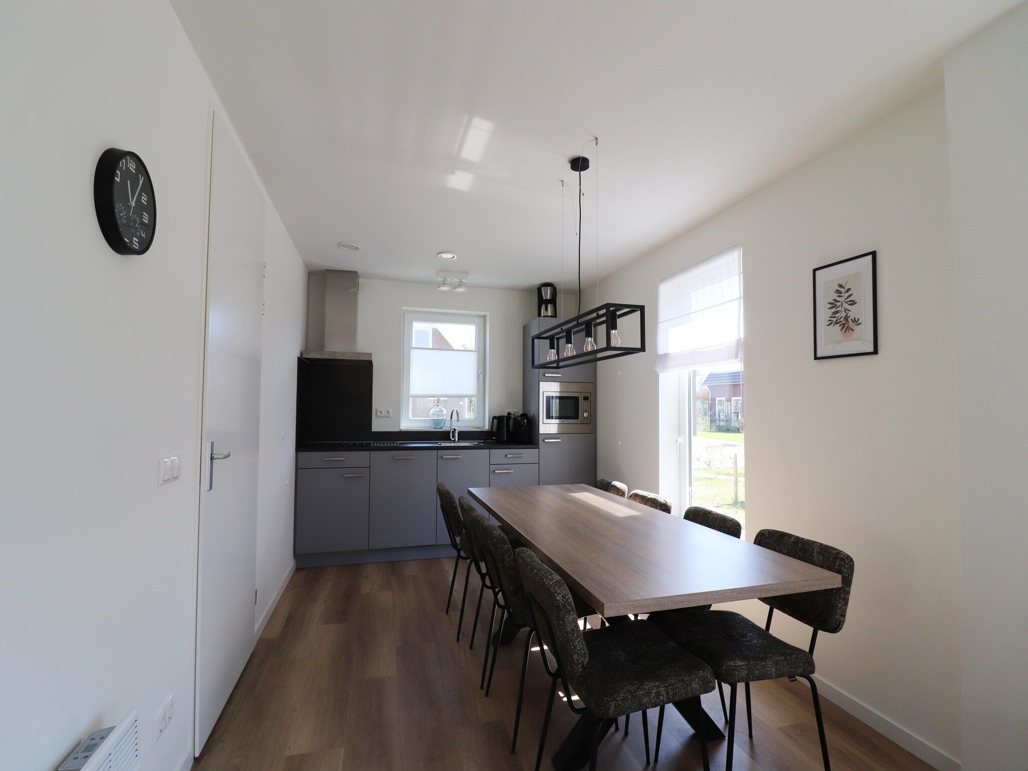 De eetkamer van Kuifduiker 122 in Simonshaven