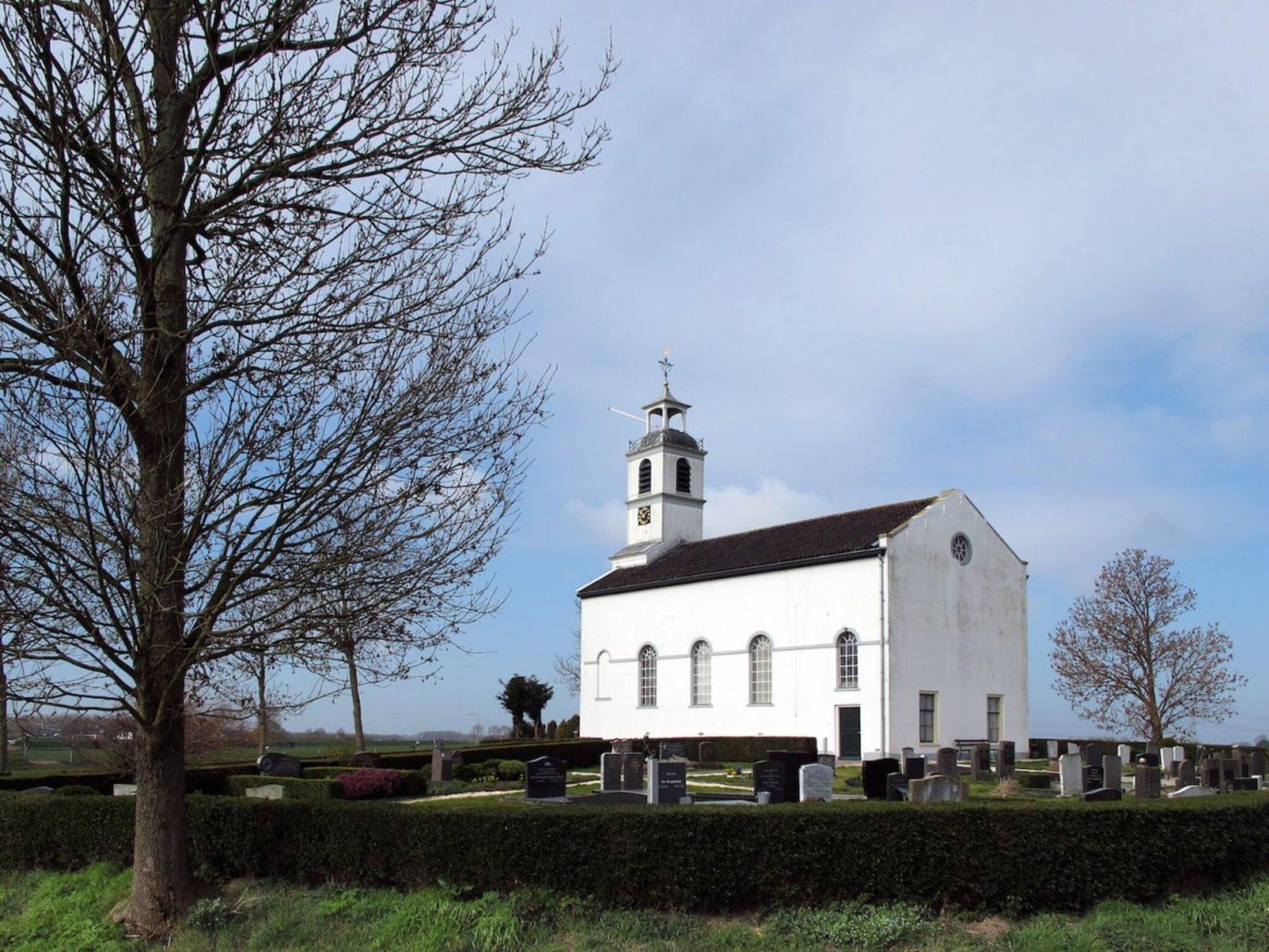 De buitenkant van Kuifduiker 122 in Simonshaven