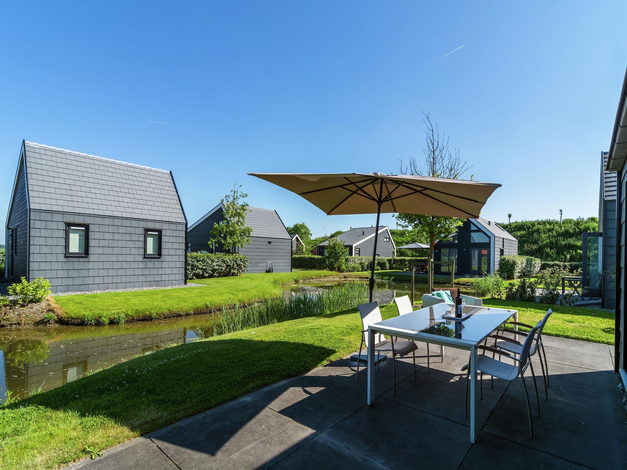 Het terras van Cosy Oosterschelde in Kattendijke