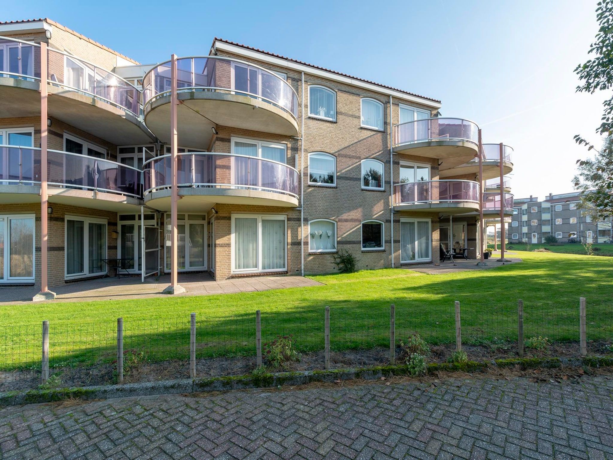 De buitenkant van Résidence Juliana 53 in Julianadorp aan Zee