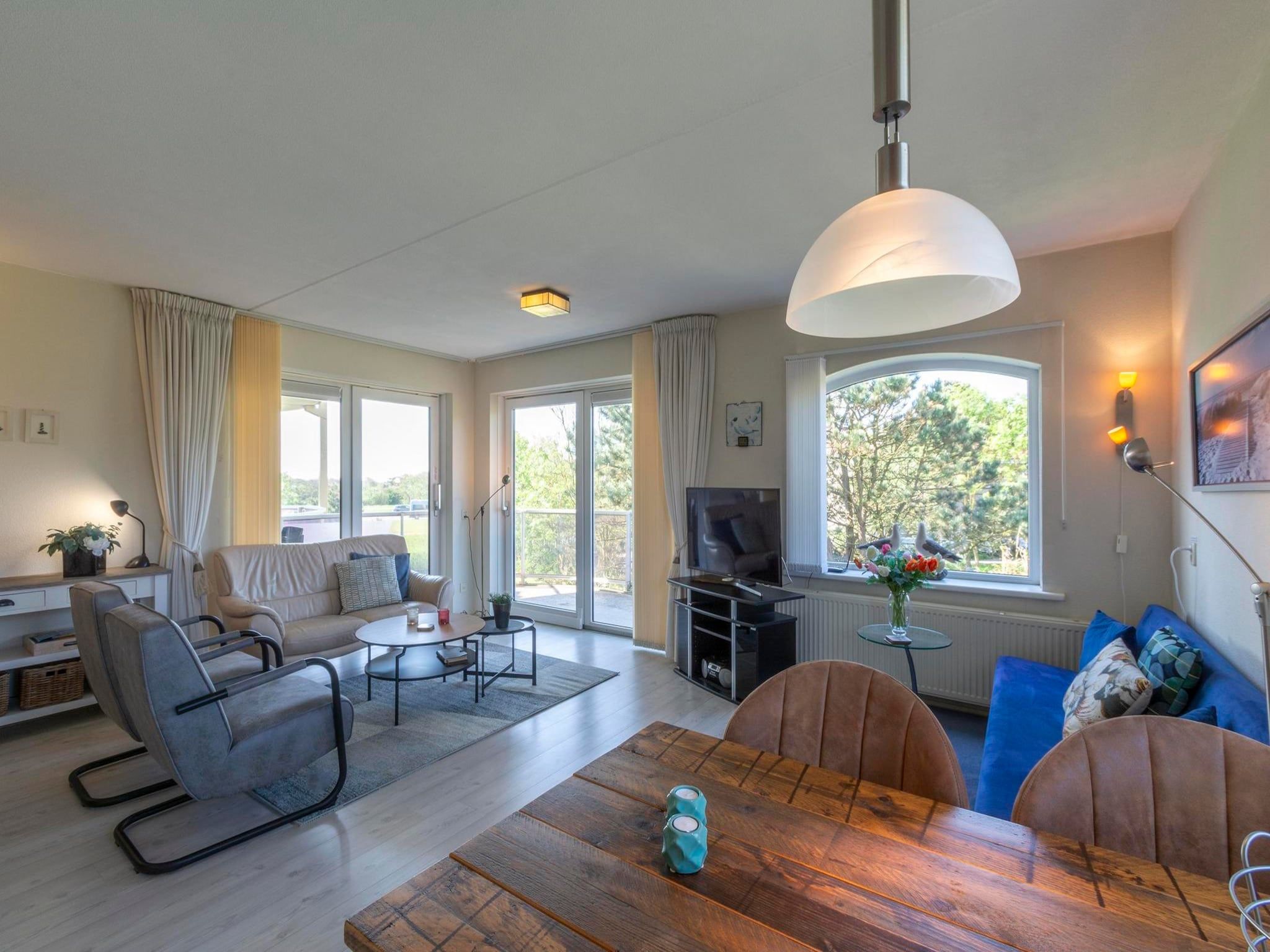 De woonkamer van Résidence Juliana 34 in Julianadorp aan Zee