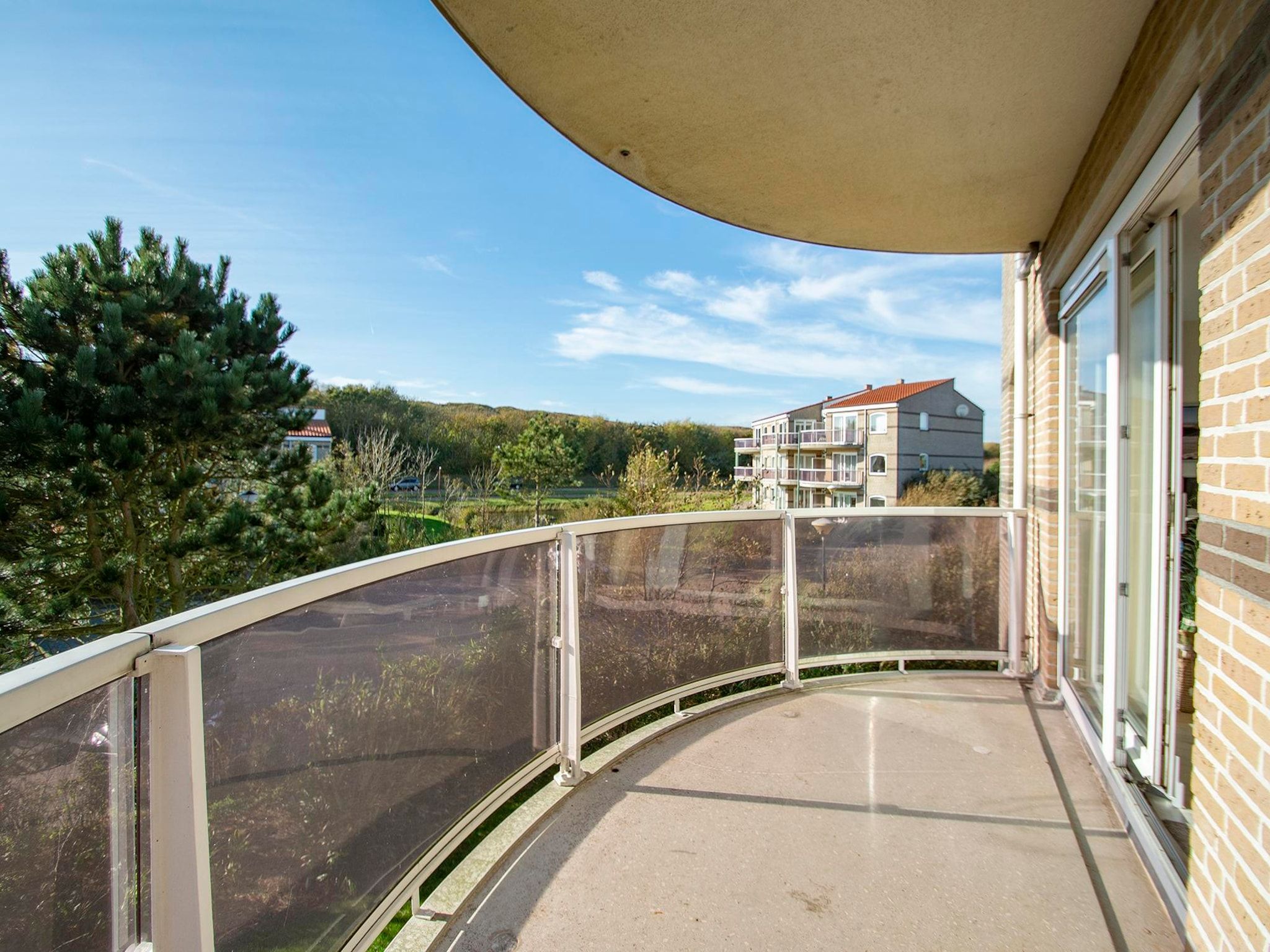 Het terras van Résidence Juliana 34 in Julianadorp aan Zee