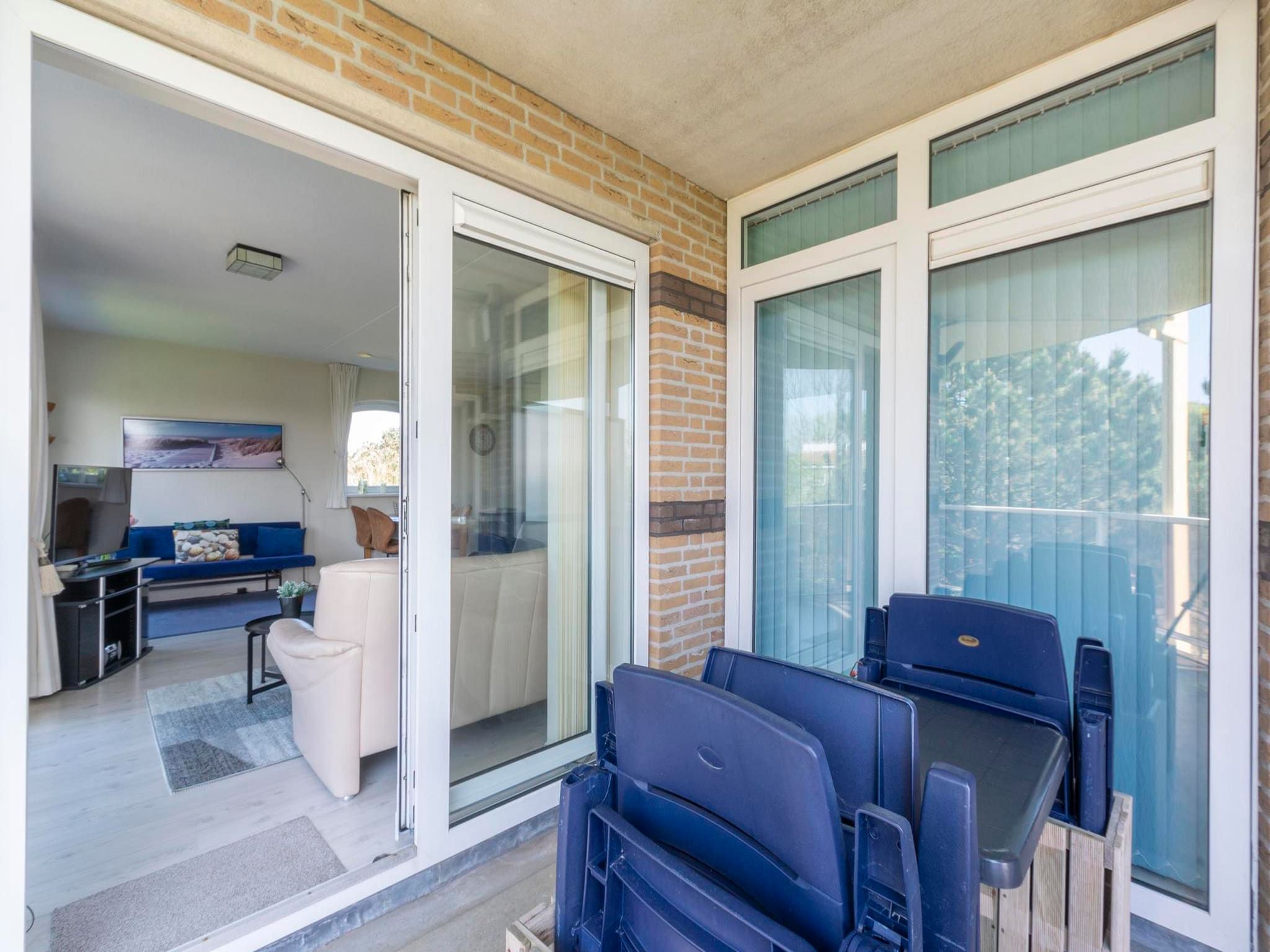 De woonkamer van Résidence Juliana 34 in Julianadorp aan Zee