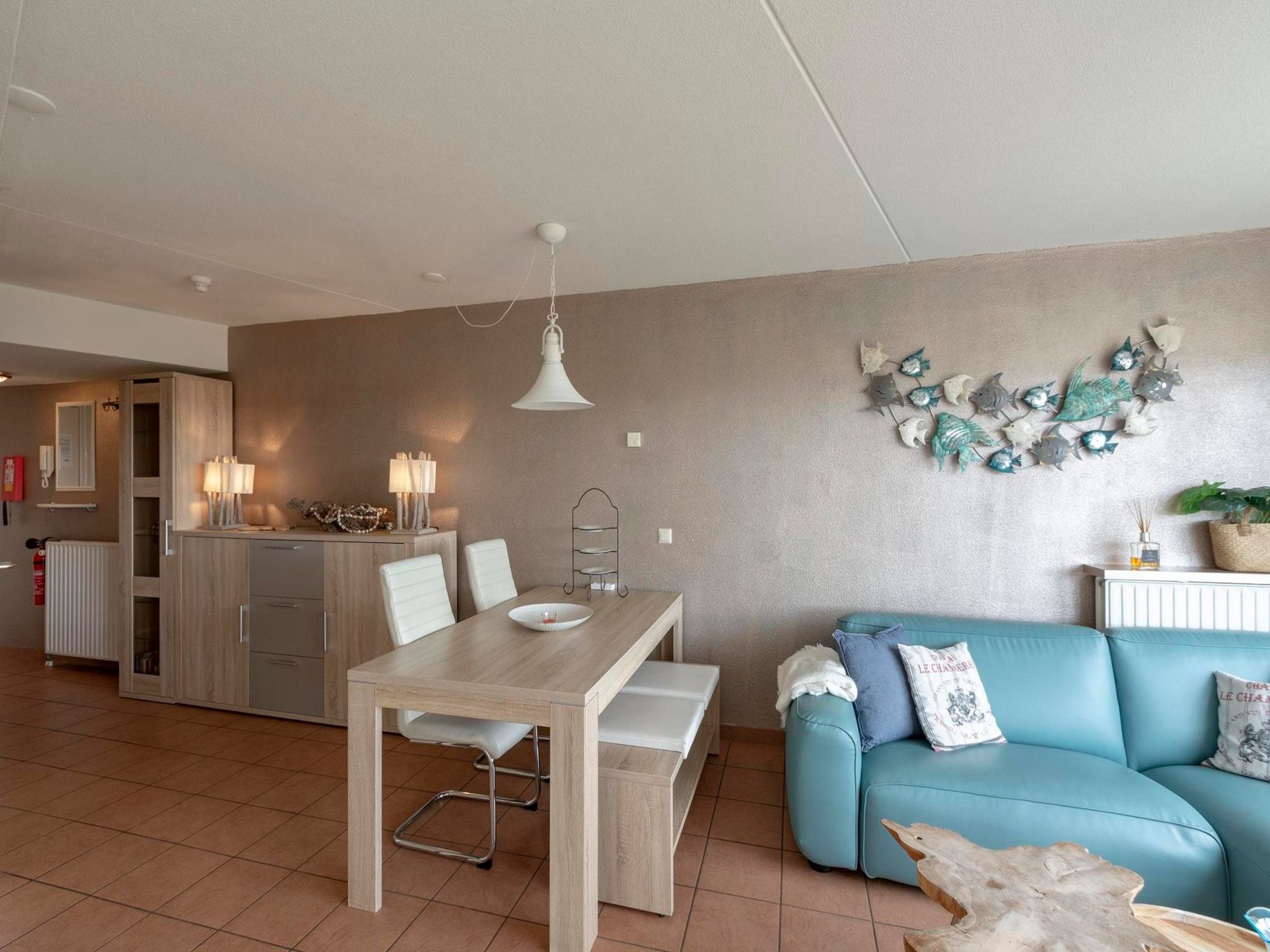 De woonkamer van Wijde Blick 307 in Callantsoog