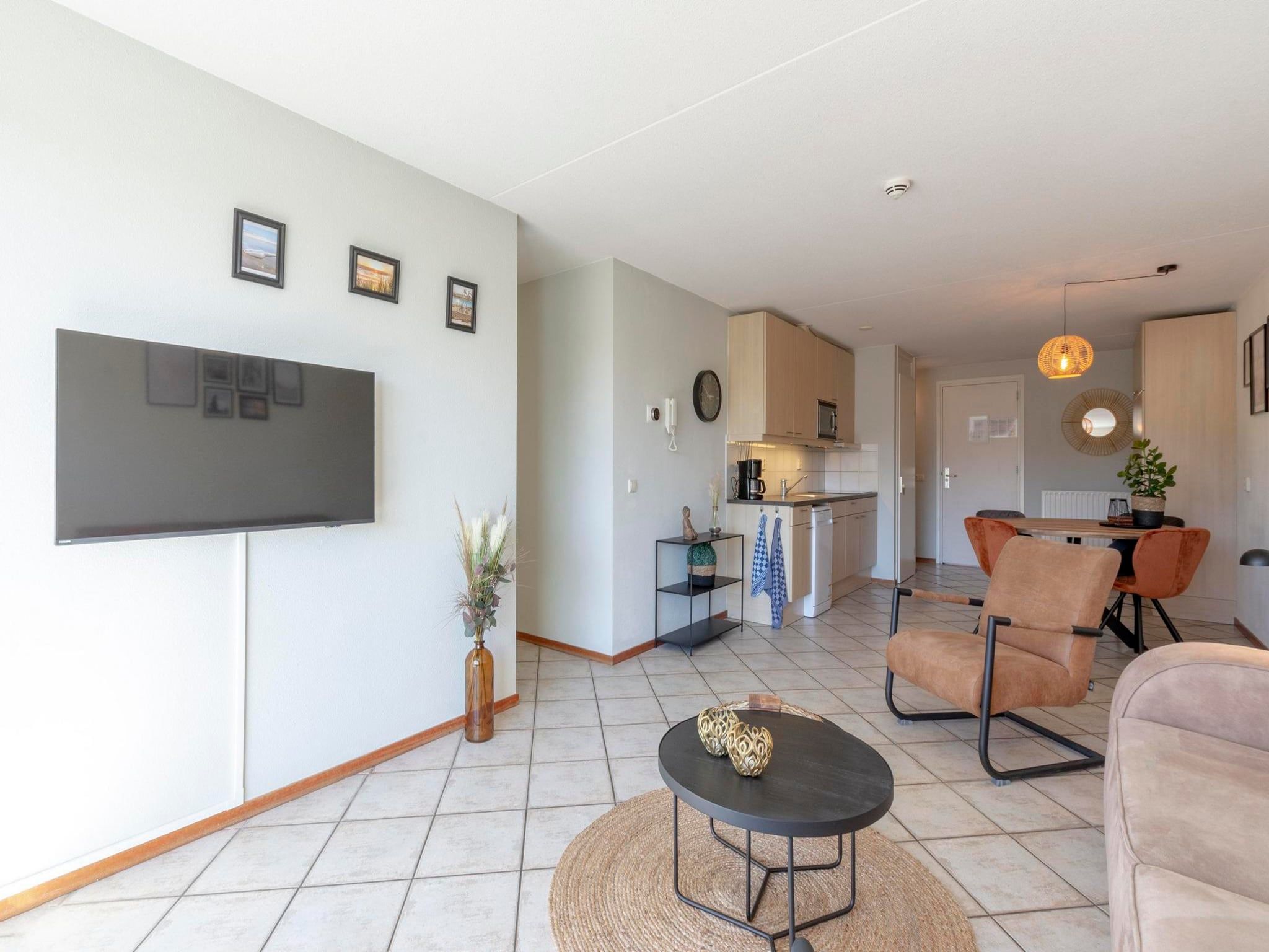 De woonkamer van Wijde Blick 309 in Callantsoog