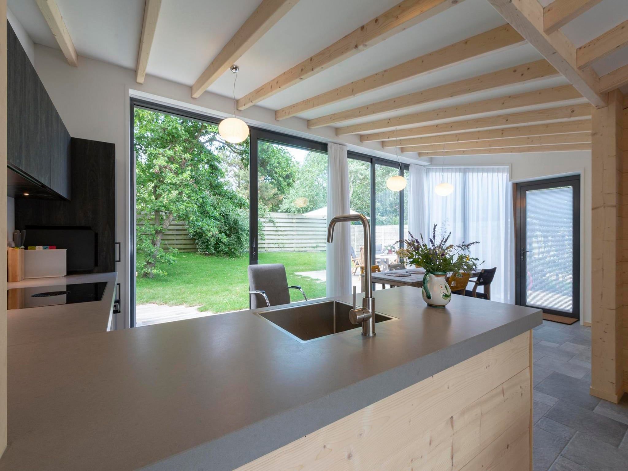 De keuken van Previnaireweg 5 in Callantsoog