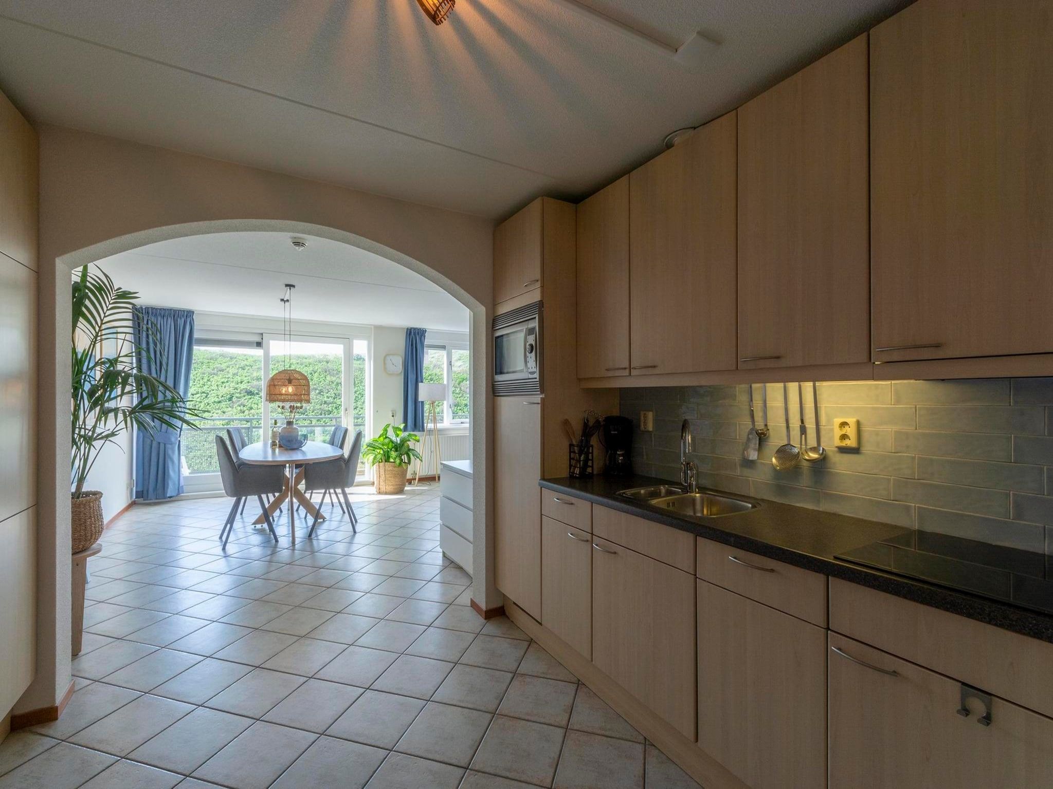 De keuken van Wijde Blick 311 in Callantsoog