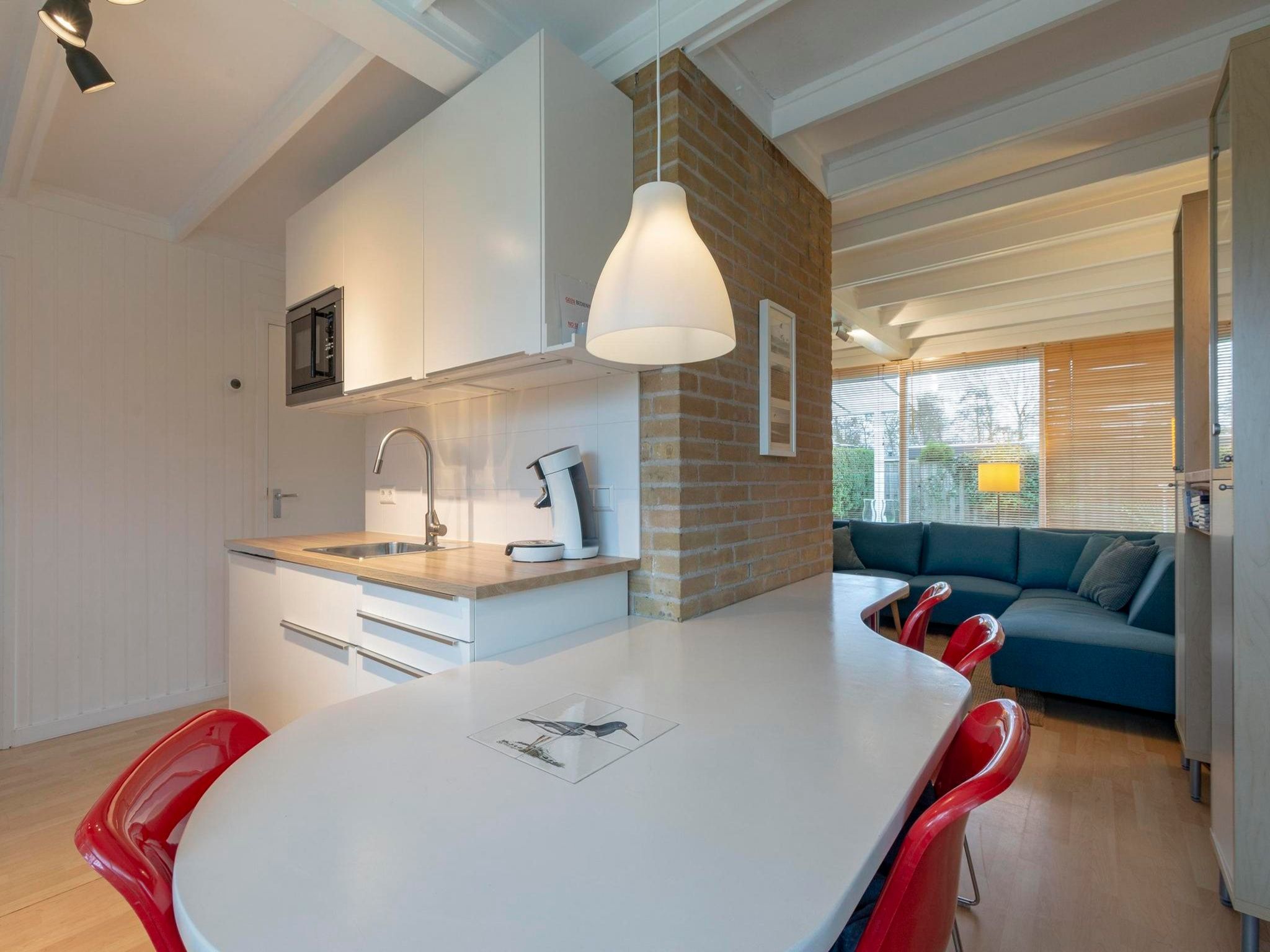 De eetkamer van Wildrijk 83 in Sint Maartenszee