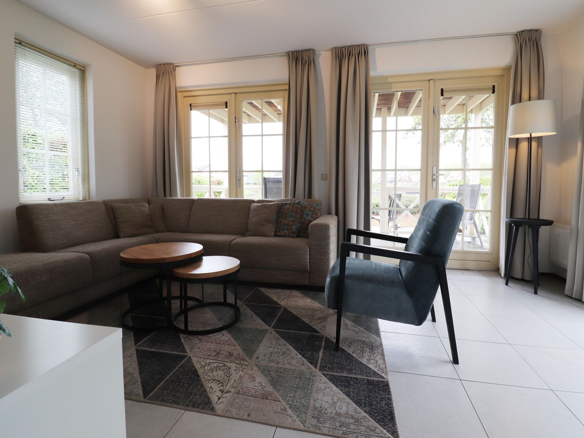 De woonkamer van Villapark Zuytland Buiten 24 in Simonshaven