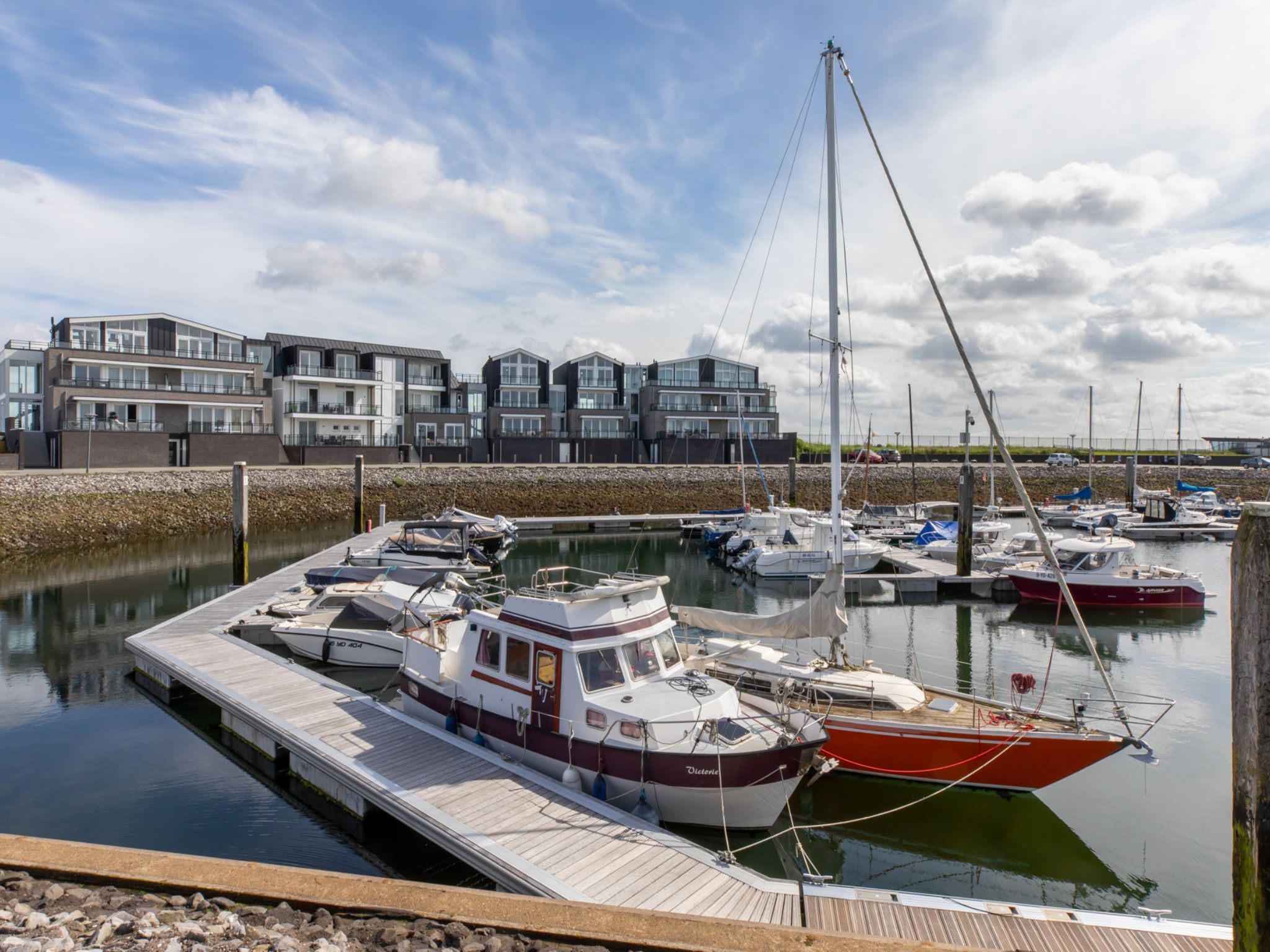 De buitenkant van Luxe appartement Vista Maris - Havenweg 8-38  Sint-Annaland in Sint-Annaland