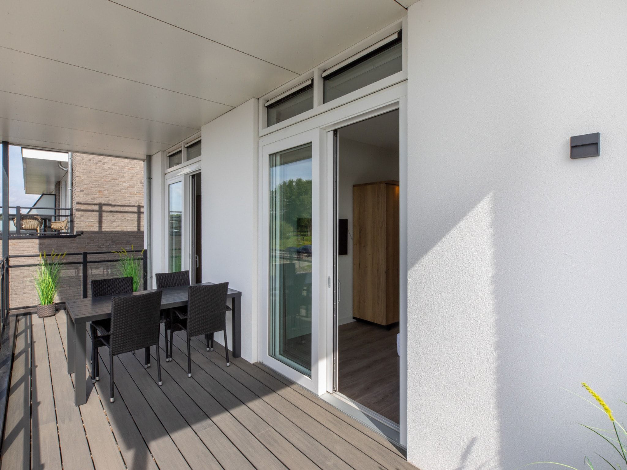 Het terras van Luxe appartement Vista Maris - Havenweg 8-38  Sint-Annaland in Sint-Annaland