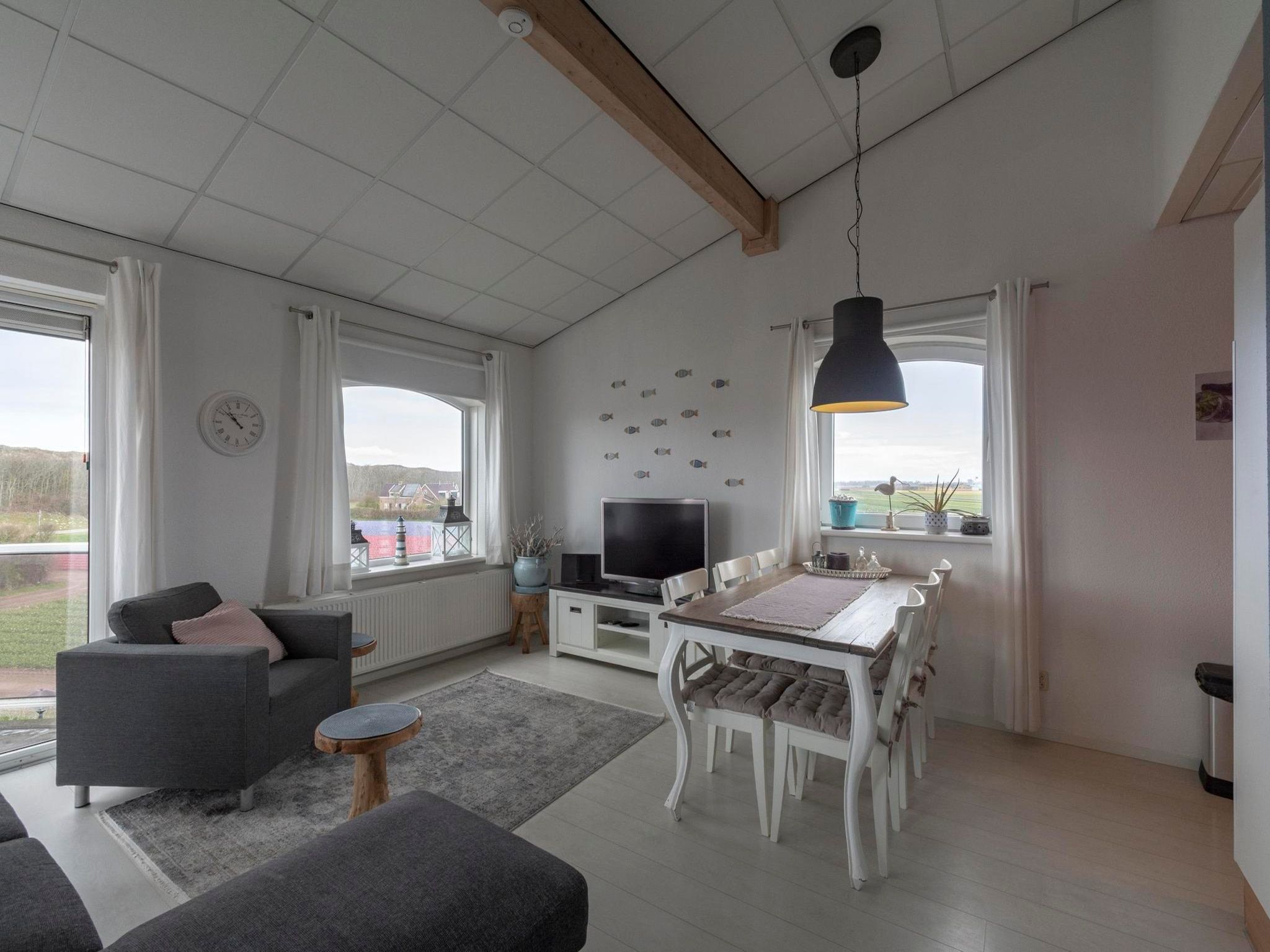 De eetkamer van Résidence Juliana 54 in Julianadorp aan Zee
