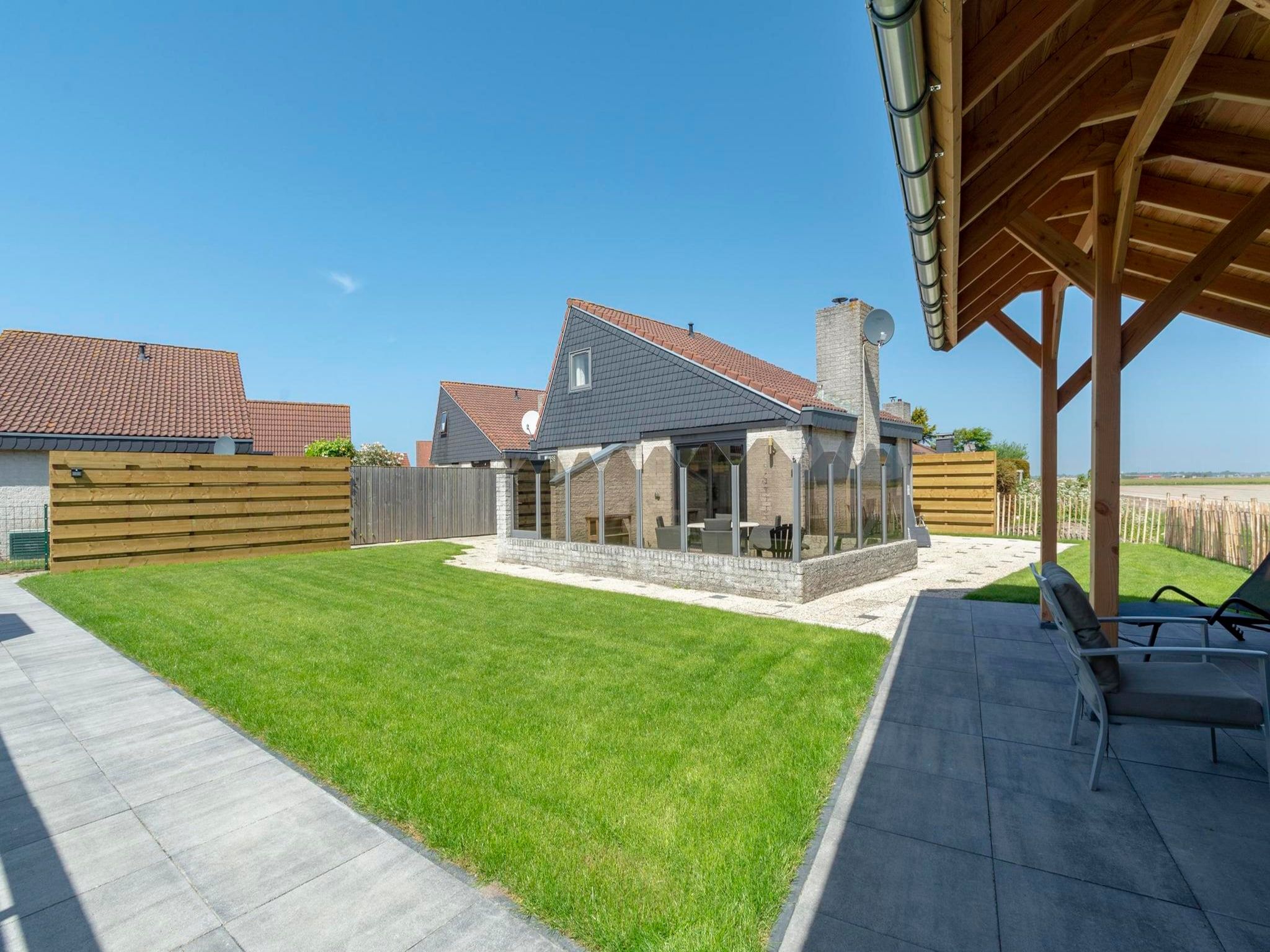 De buitenkant van Yperhof 58 in Julianadorp aan Zee