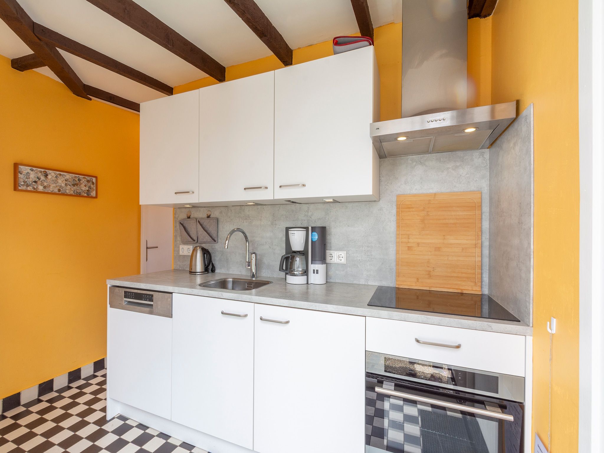 De keuken van Duinland 135 in Sint Maartenszee