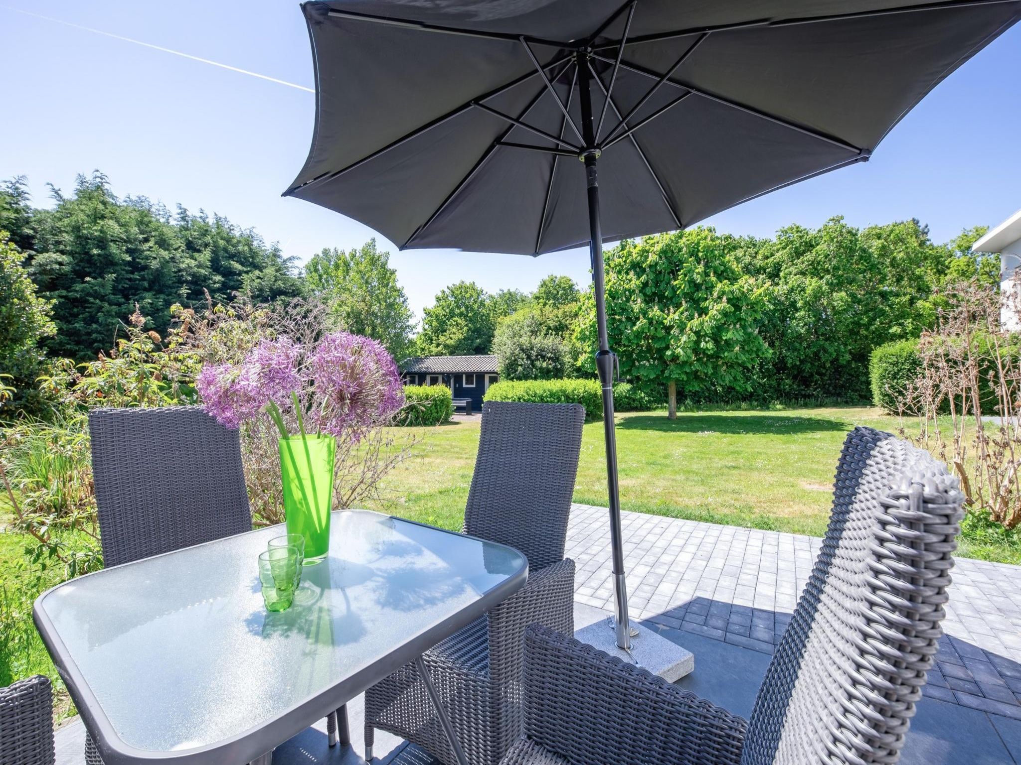 Het terras van Strandhuys Zeester in De Koog