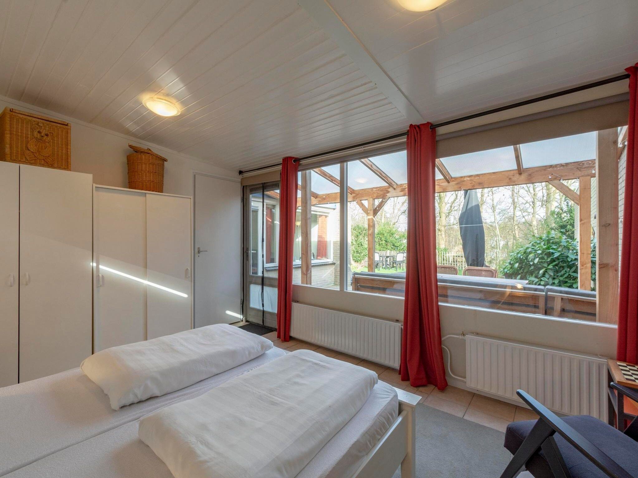 Een slaapkamer van Duinland 186 in Sint Maartenszee