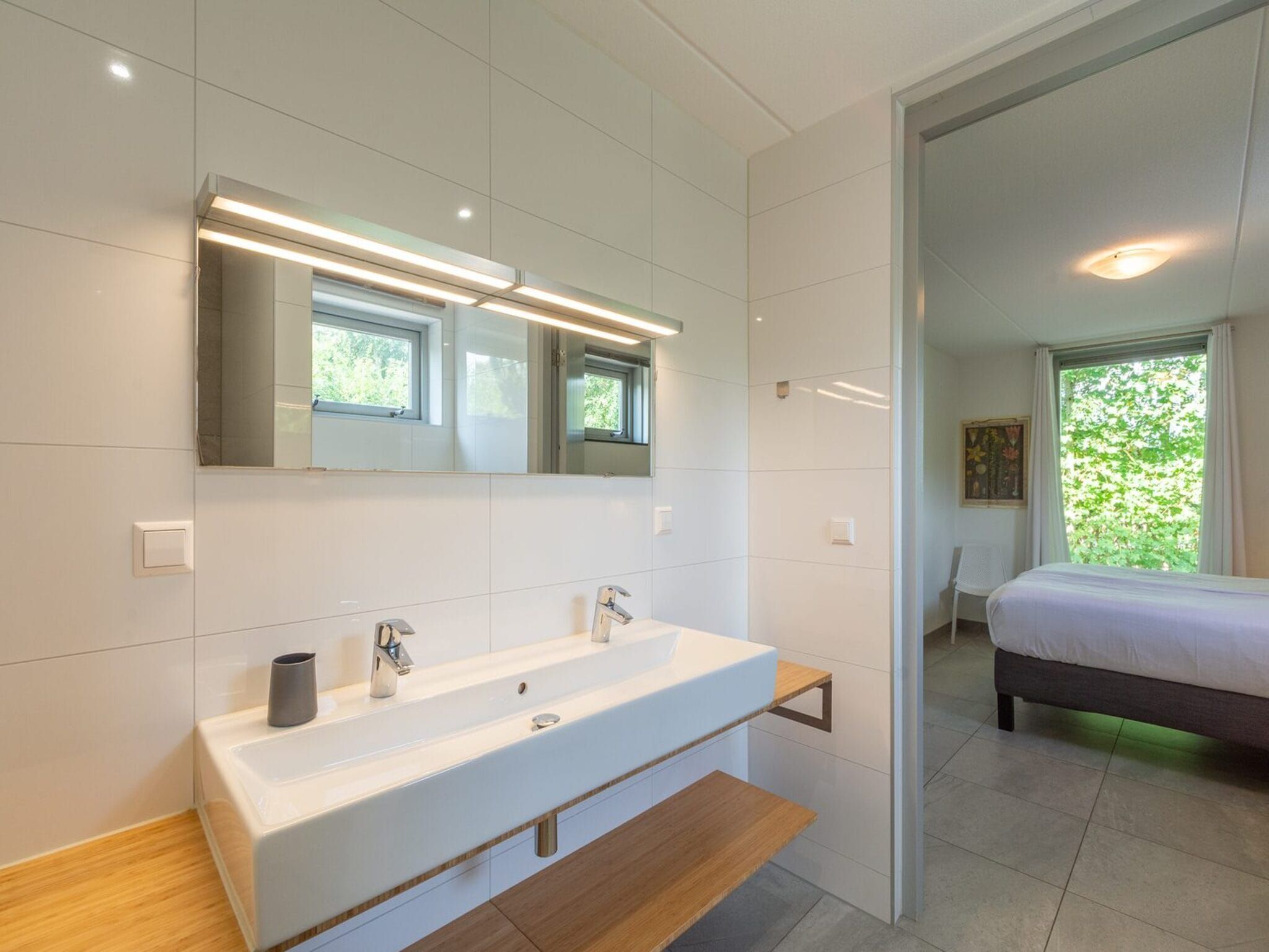 De badkamer van Sandepark 171 in Callantsoog