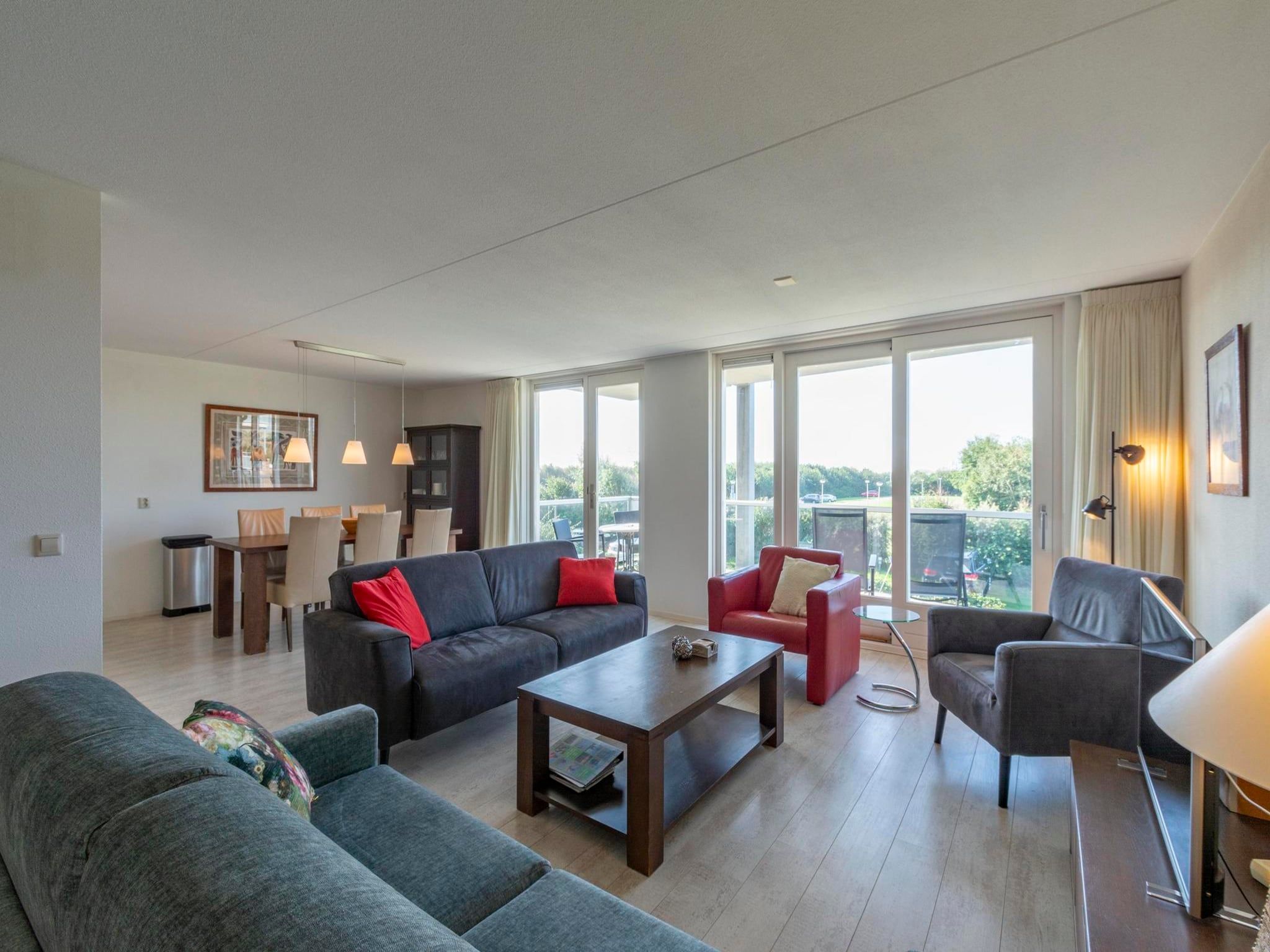 De woonkamer van Strandleven 103 in Groote Keeten