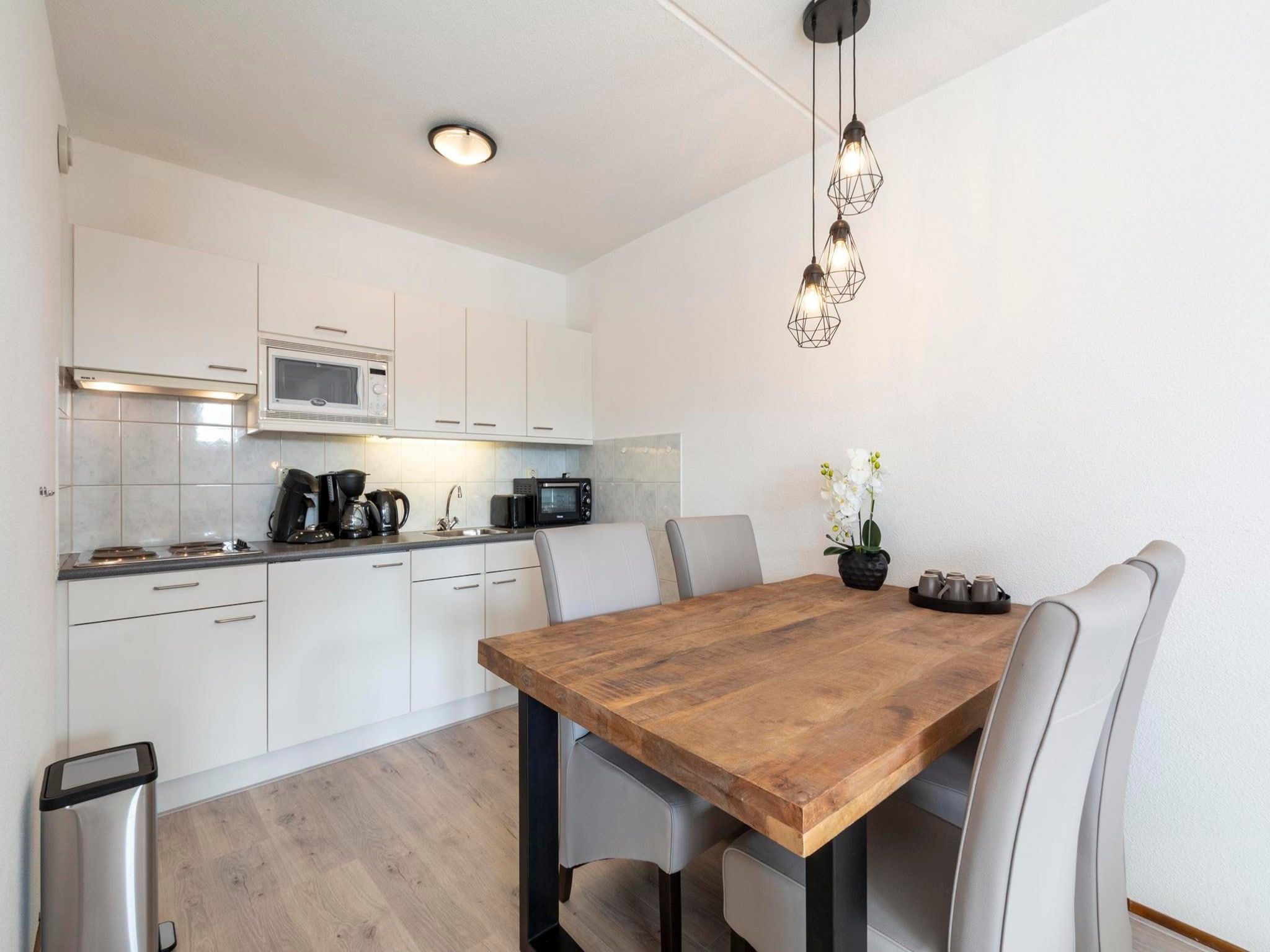 De keuken van Strandslag 127 in Julianadorp aan Zee
