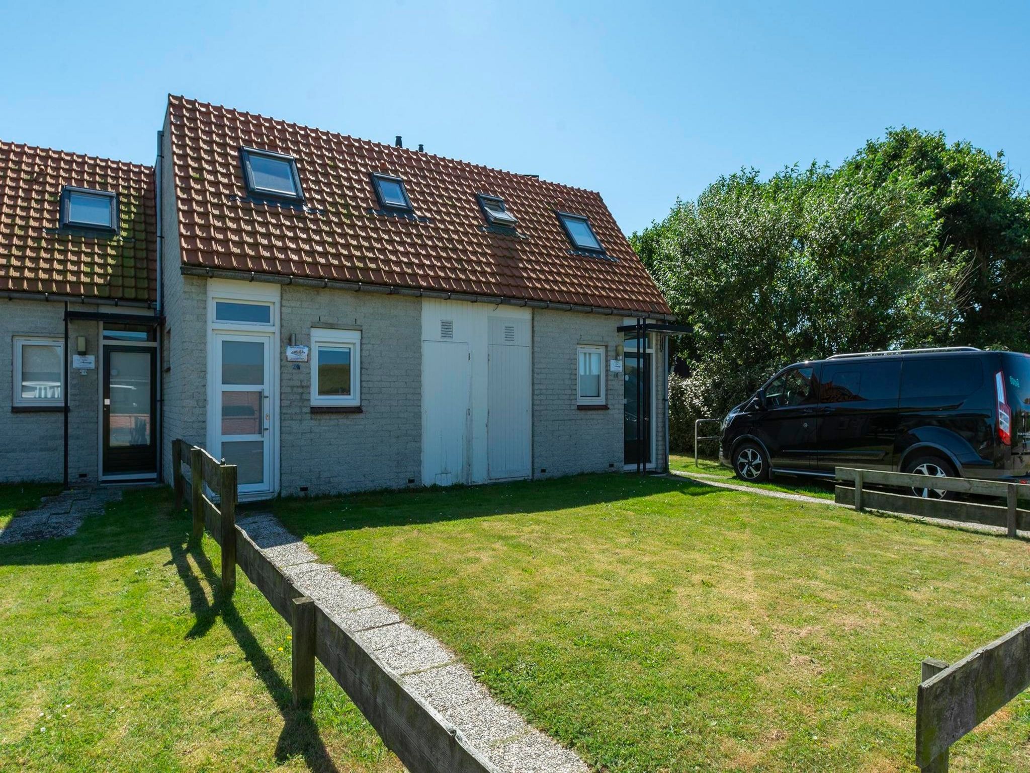 De buitenkant van Abbestederweg 24A in Callantsoog