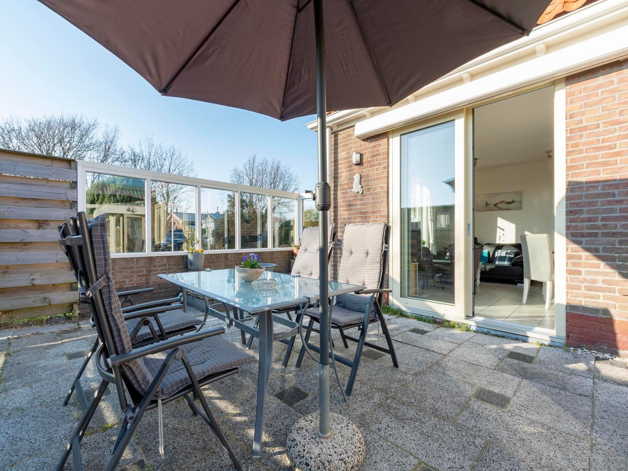 Het terras van Duinroos in Groote Keeten