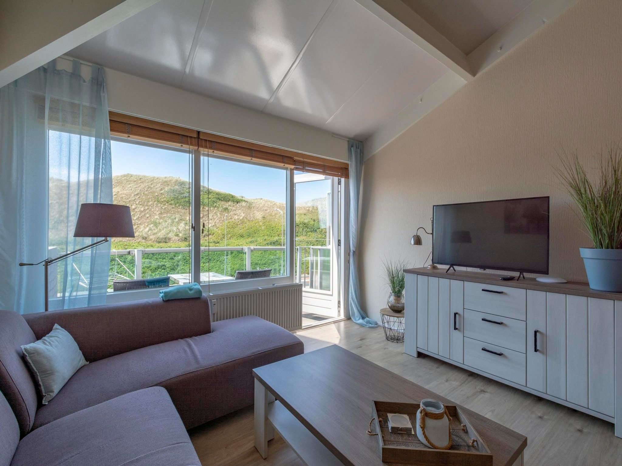 De woonkamer van Beach Appartement 41 in Callantsoog