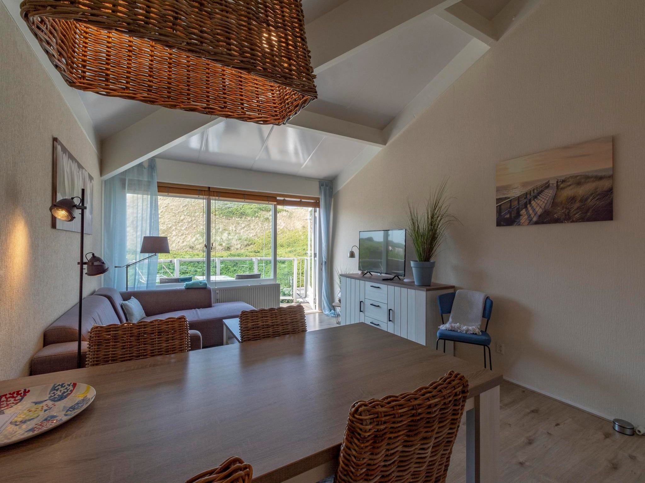 De eetkamer van Beach Appartement 41 in Callantsoog