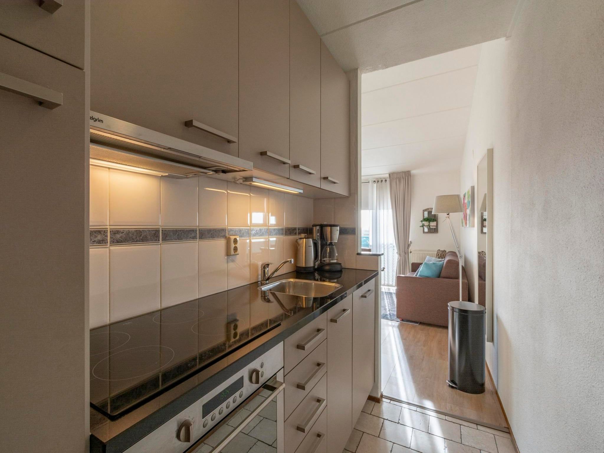De keuken van Strandslag 217 in Julianadorp aan Zee
