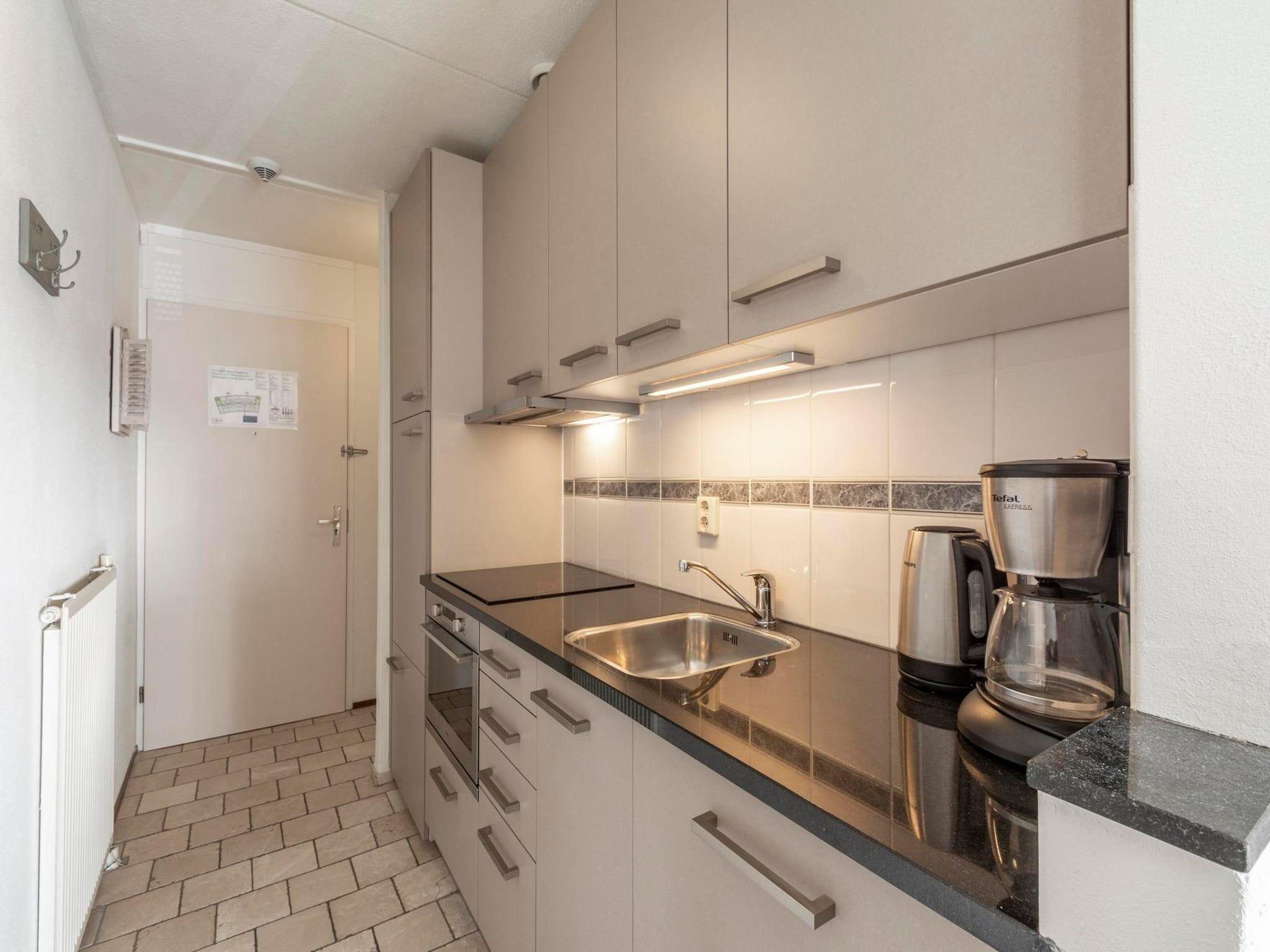 De keuken van Strandslag 217 in Julianadorp aan Zee