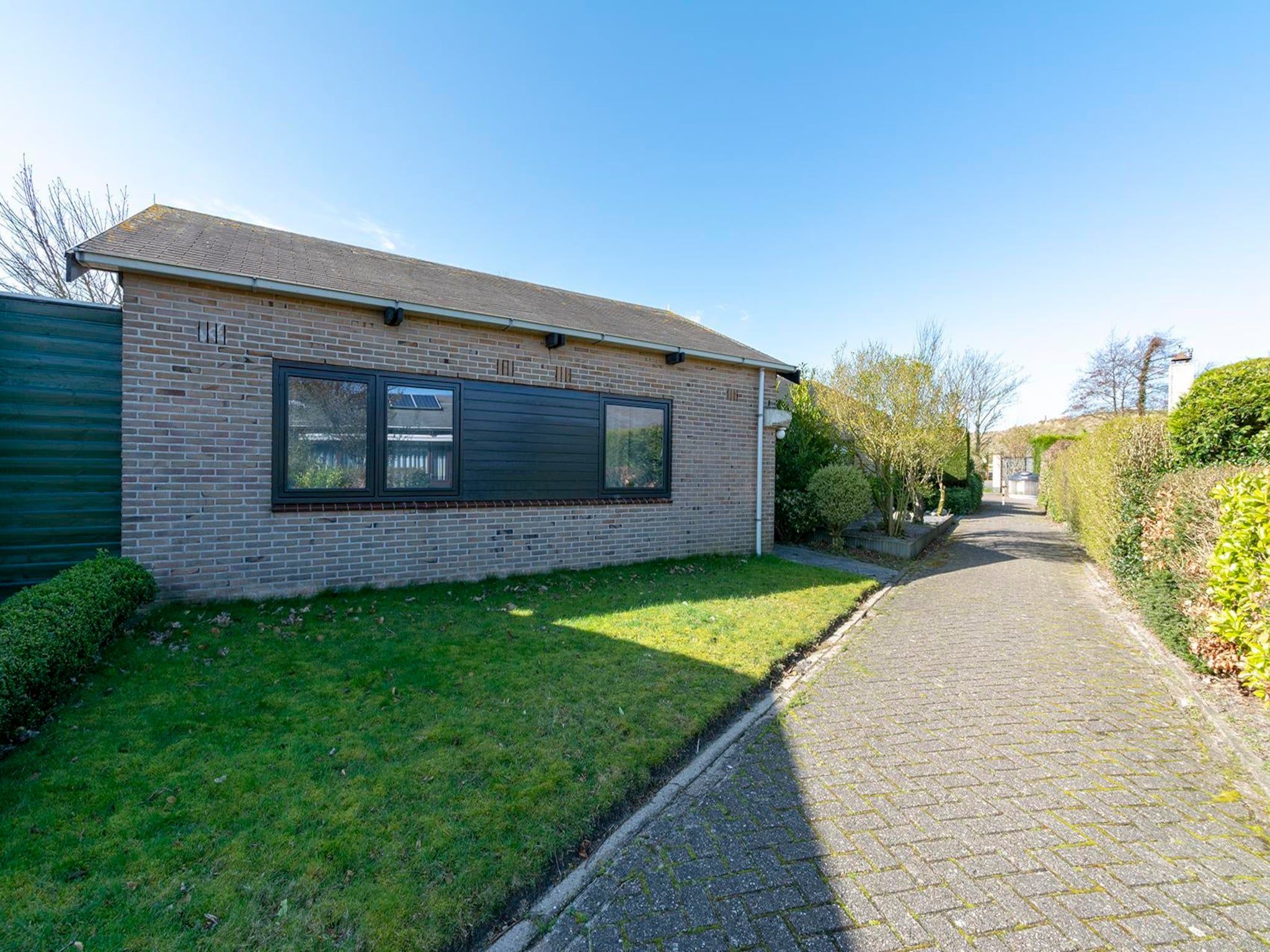 De tuin van Boerenslag 2 in Sint Maartenszee