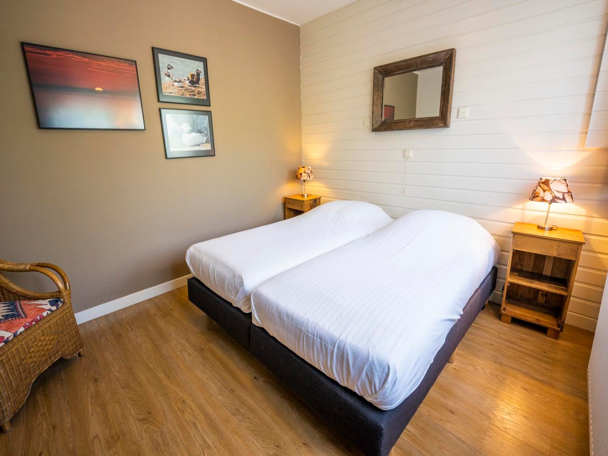 De woonkamer van Strandhuys Schelp in De Koog