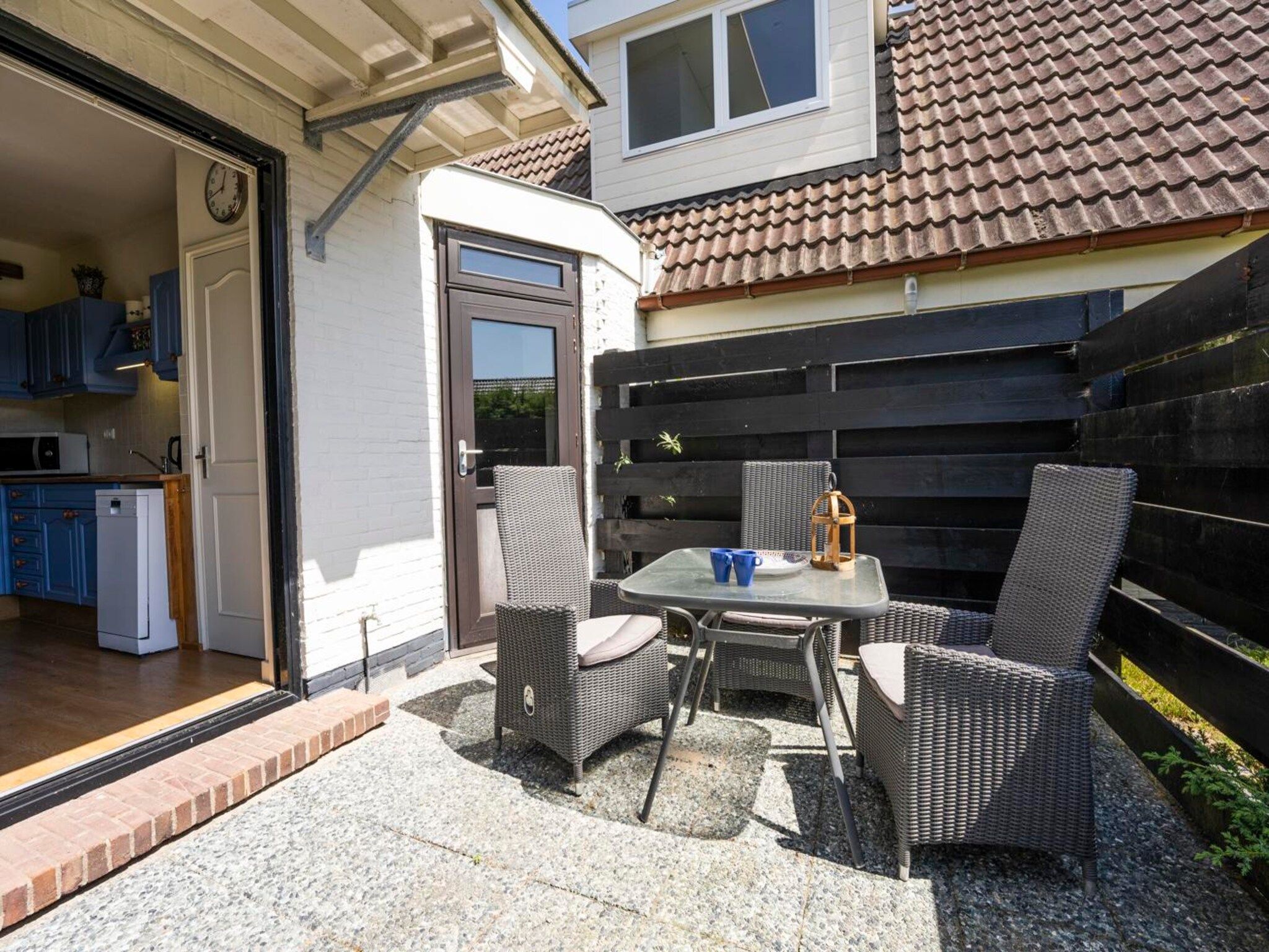 Het terras van Strandhuys Schelp in De Koog