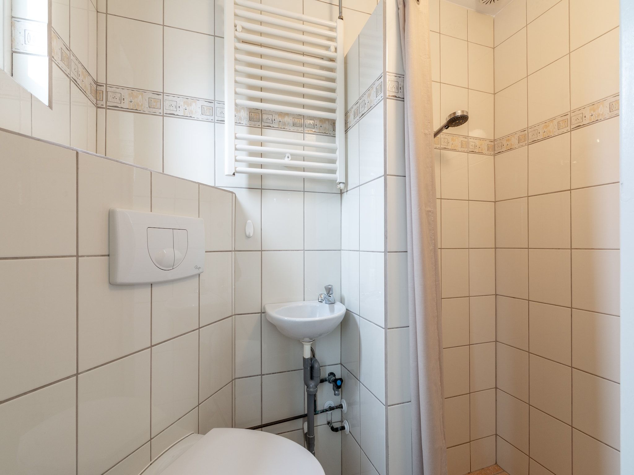 De badkamer van Effe Sprage in Callantsoog