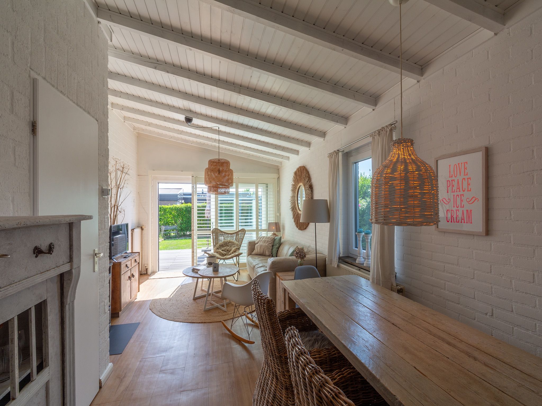 De woonkamer van De Blenck 3 in Callantsoog