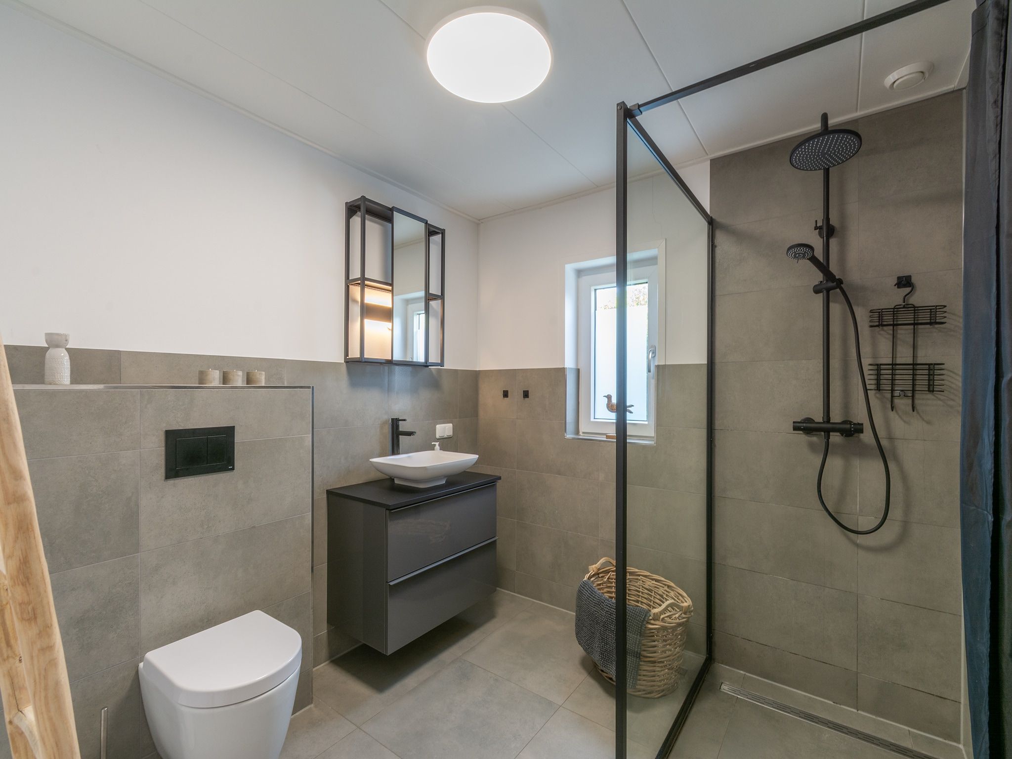 De badkamer van De Blenck 3 in Callantsoog