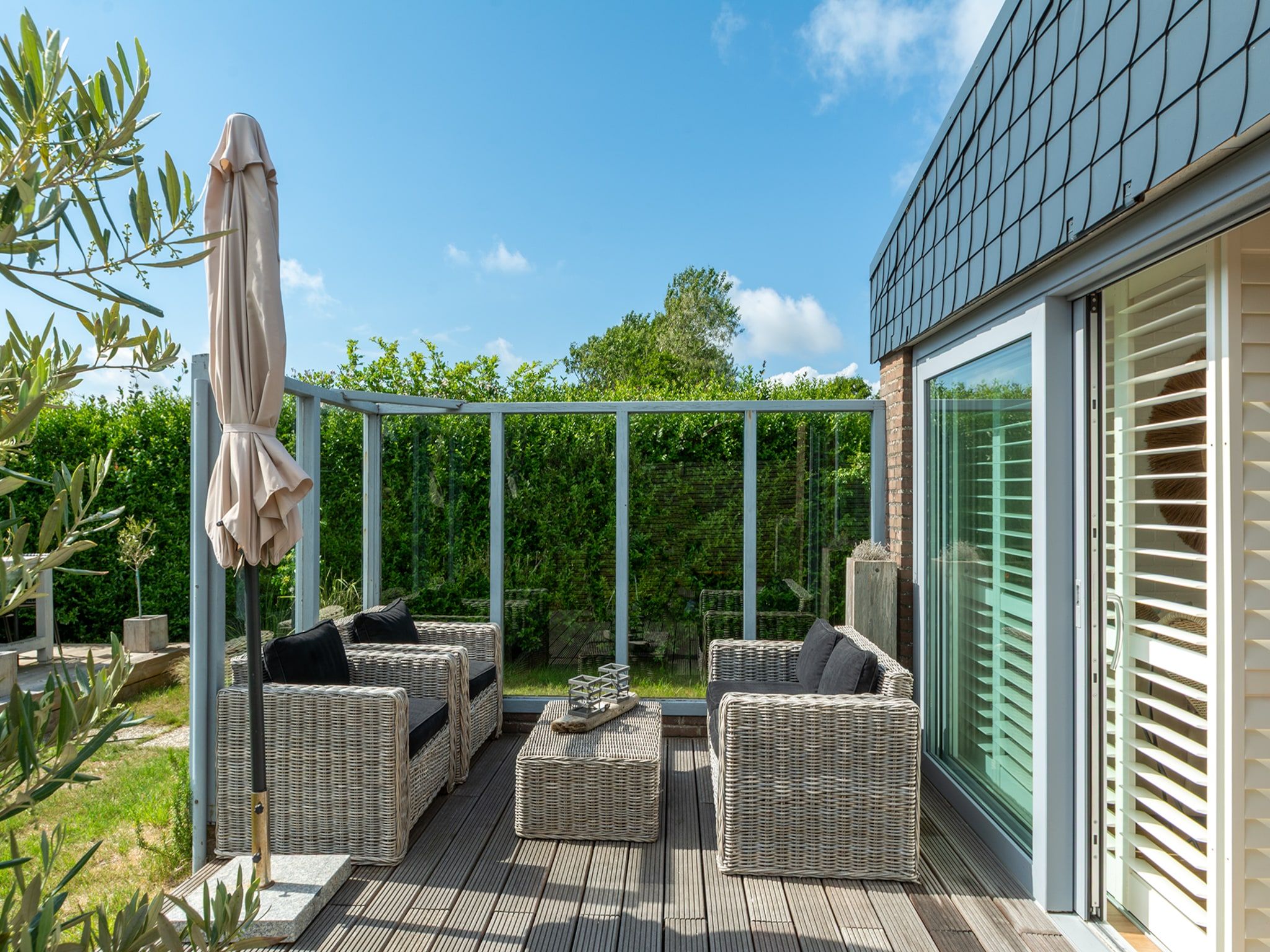 Het terras van De Blenck 3 in Callantsoog
