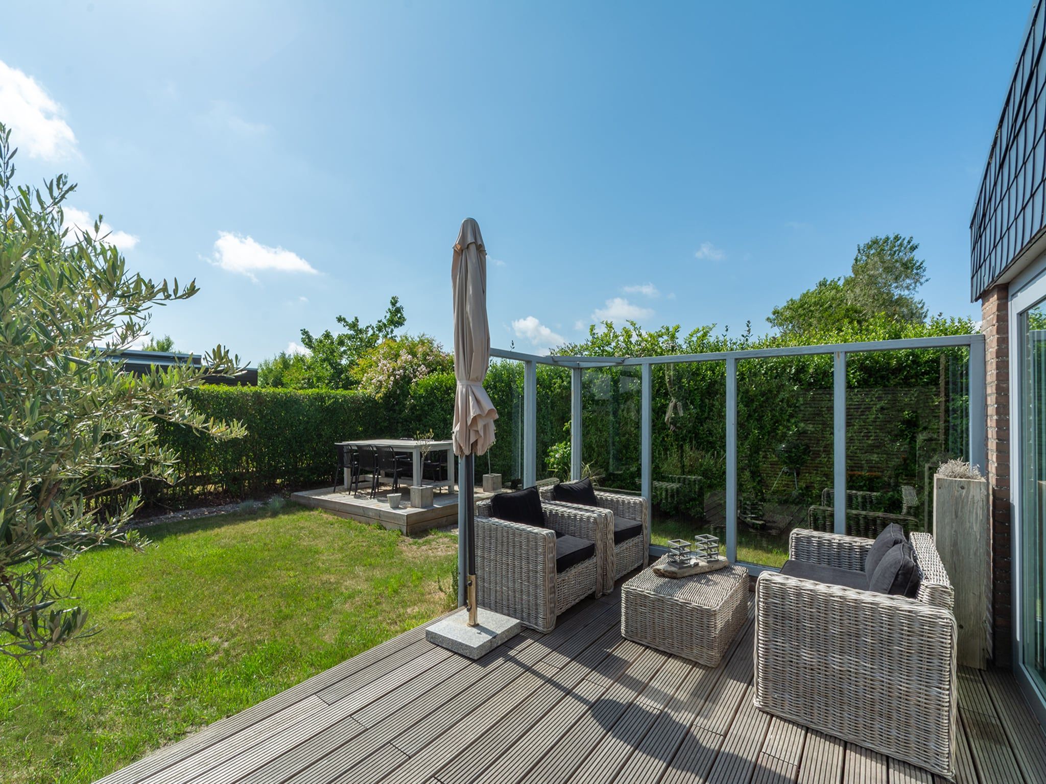 Het terras van De Blenck 3 in Callantsoog