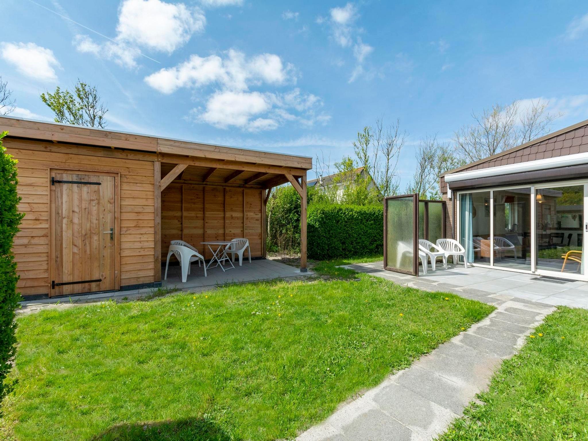 De tuin van De Blenck 49 in Callantsoog