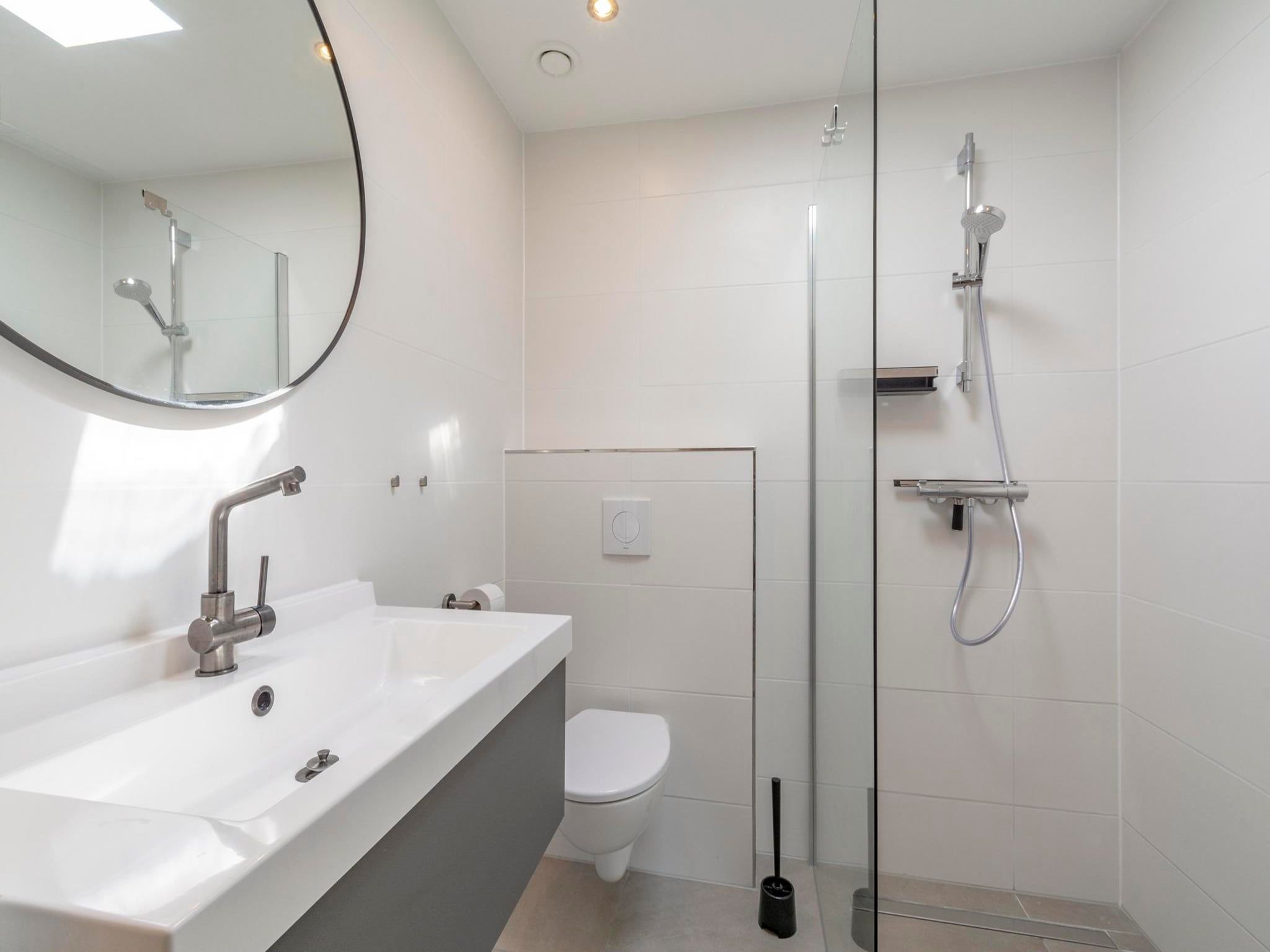 De badkamer van De Blenck 67 in Callantsoog