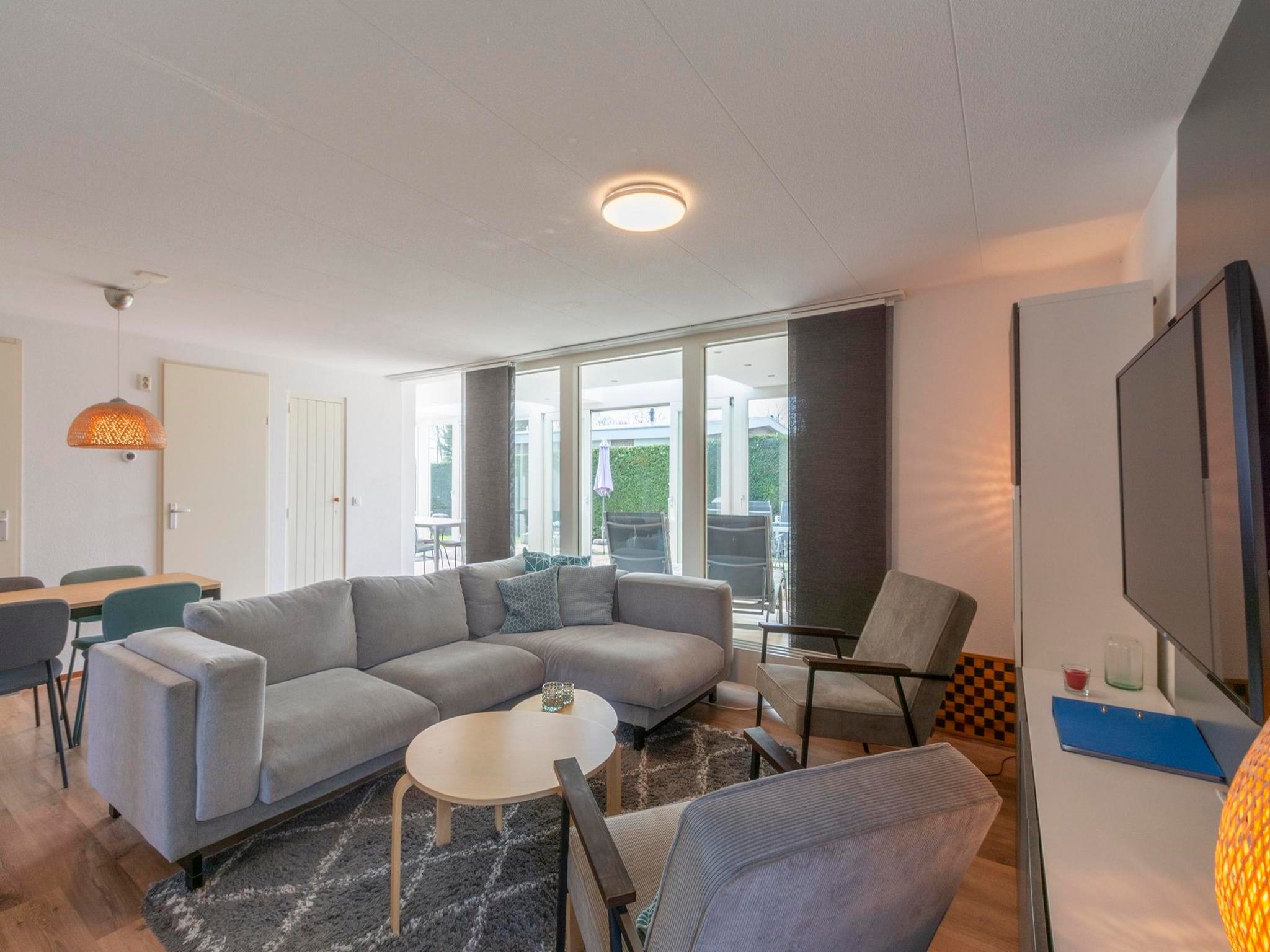De woonkamer van Eureka 83 in Sint Maartenszee