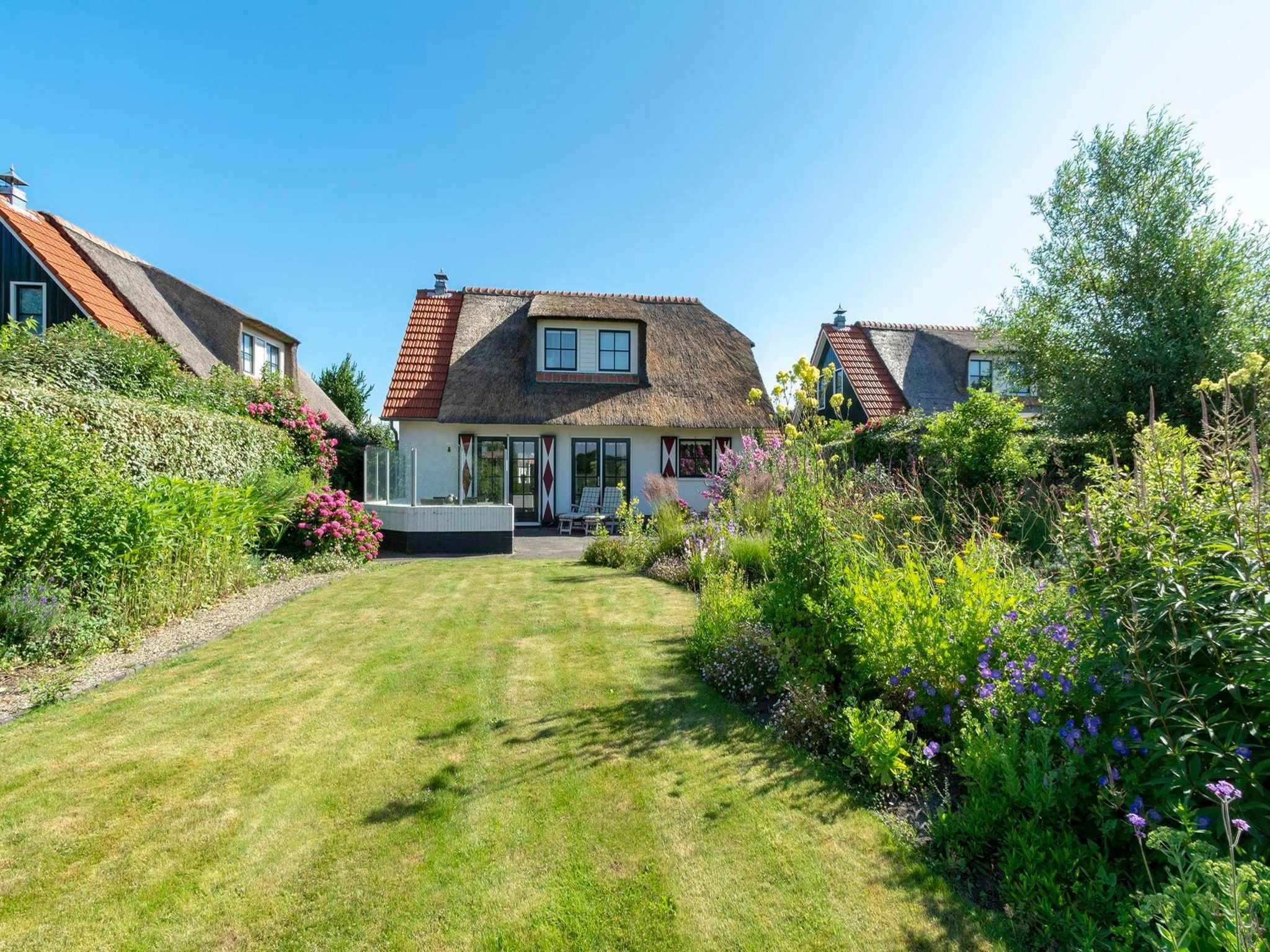 De buitenkant van De Buitenplaats 16 in Callantsoog