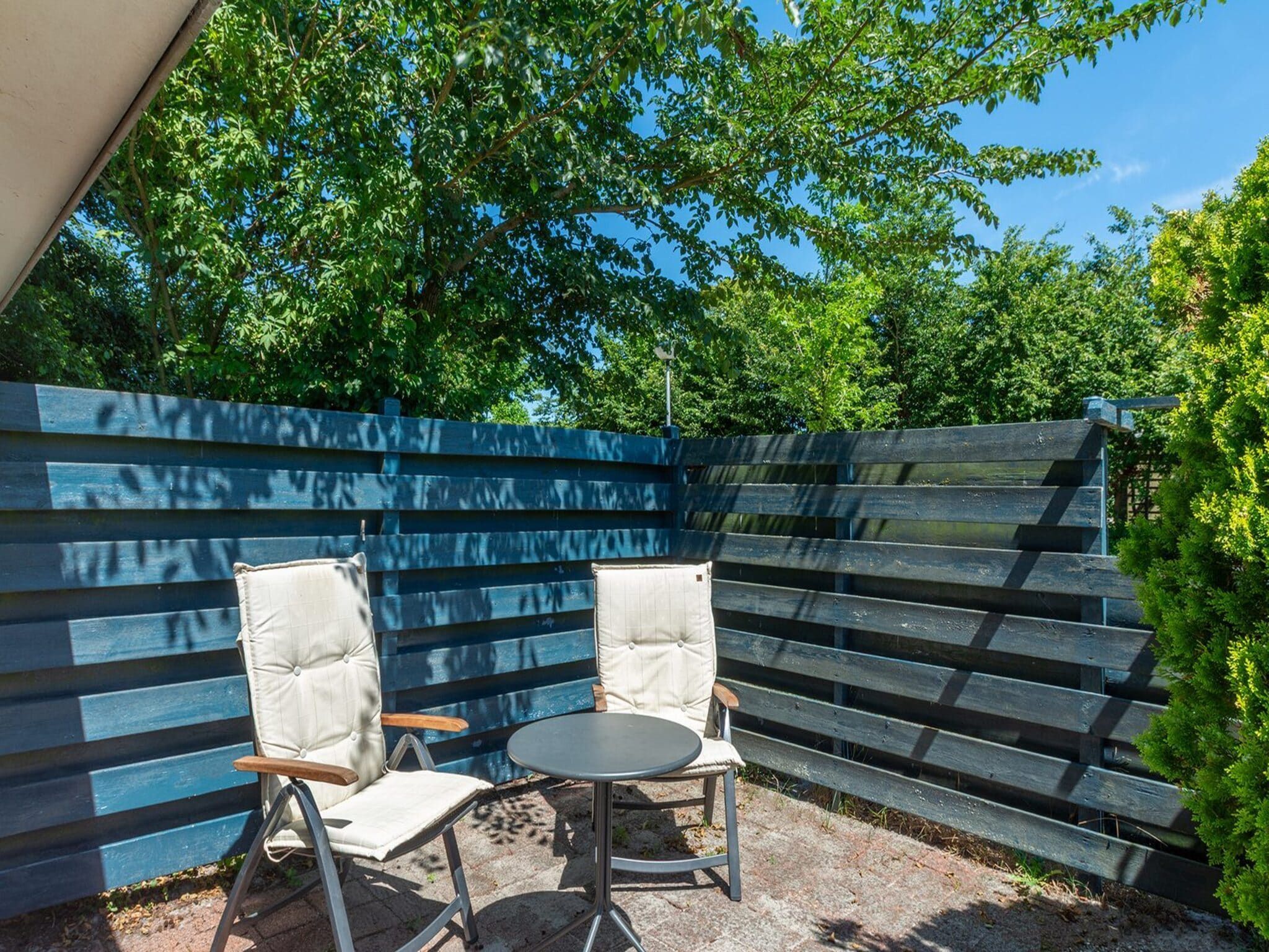 Het terras van Garnekuul 26 in Callantsoog