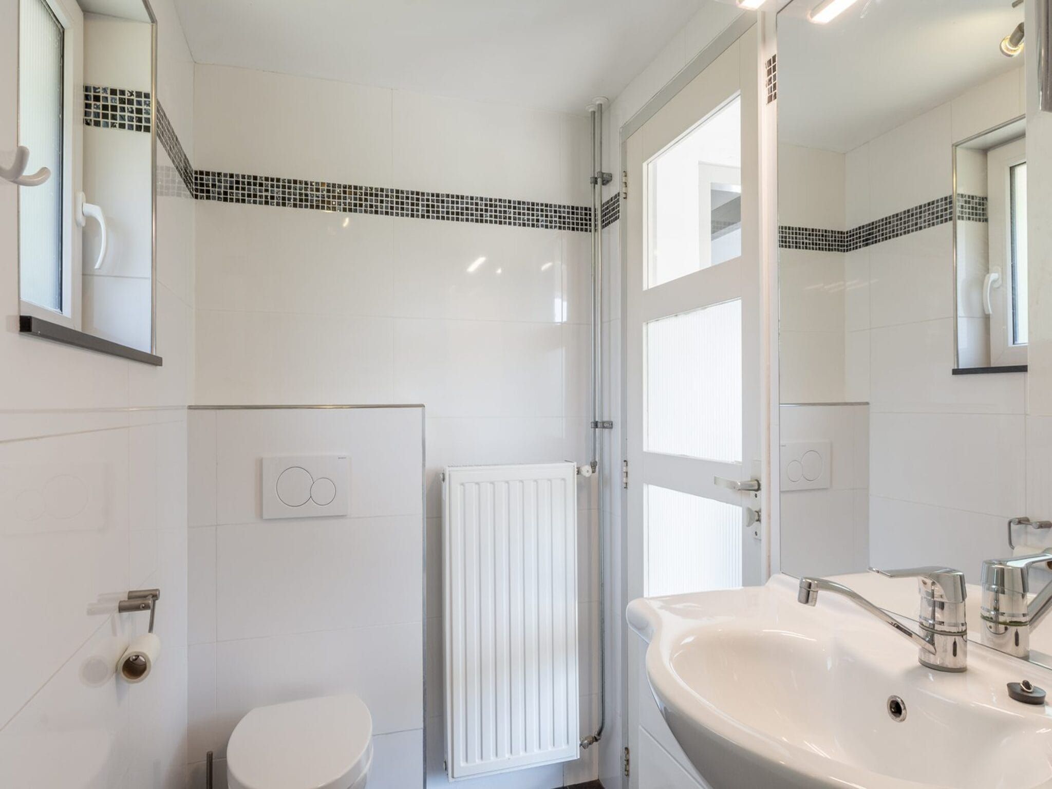 De badkamer van Garnekuul 26 in Callantsoog