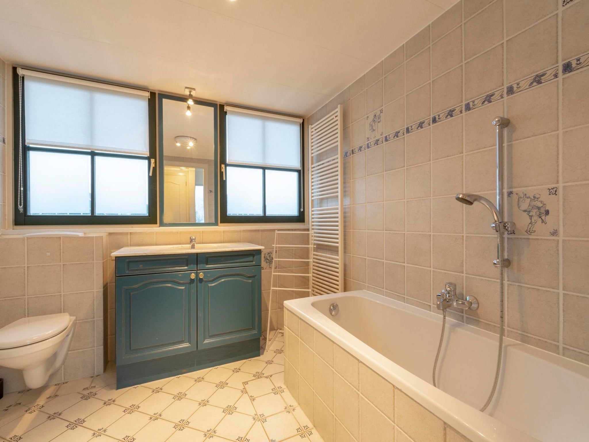 De badkamer van De Buitenplaats 62 in Callantsoog