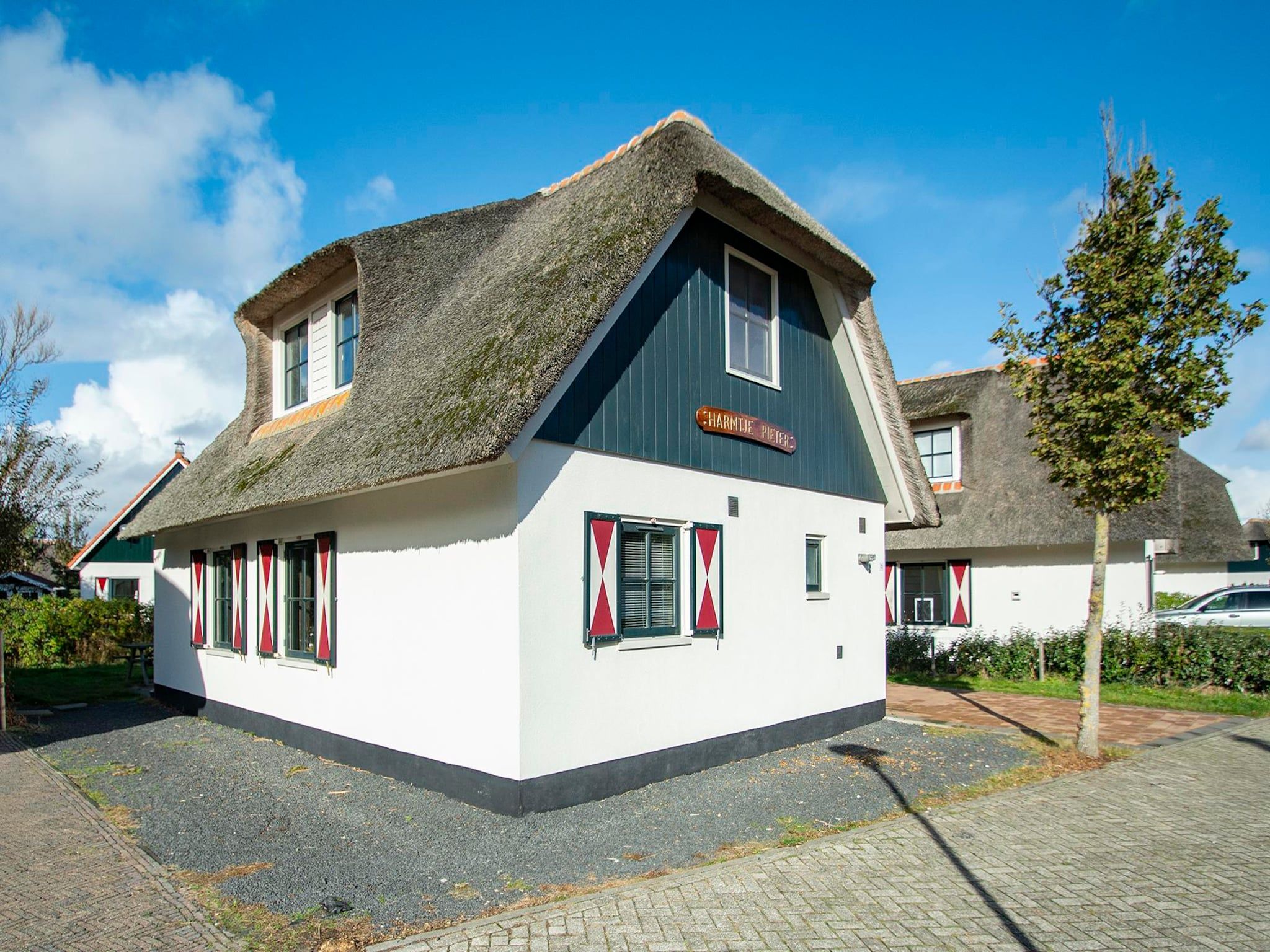 De buitenkant van De Buitenplaats 72 in Callantsoog