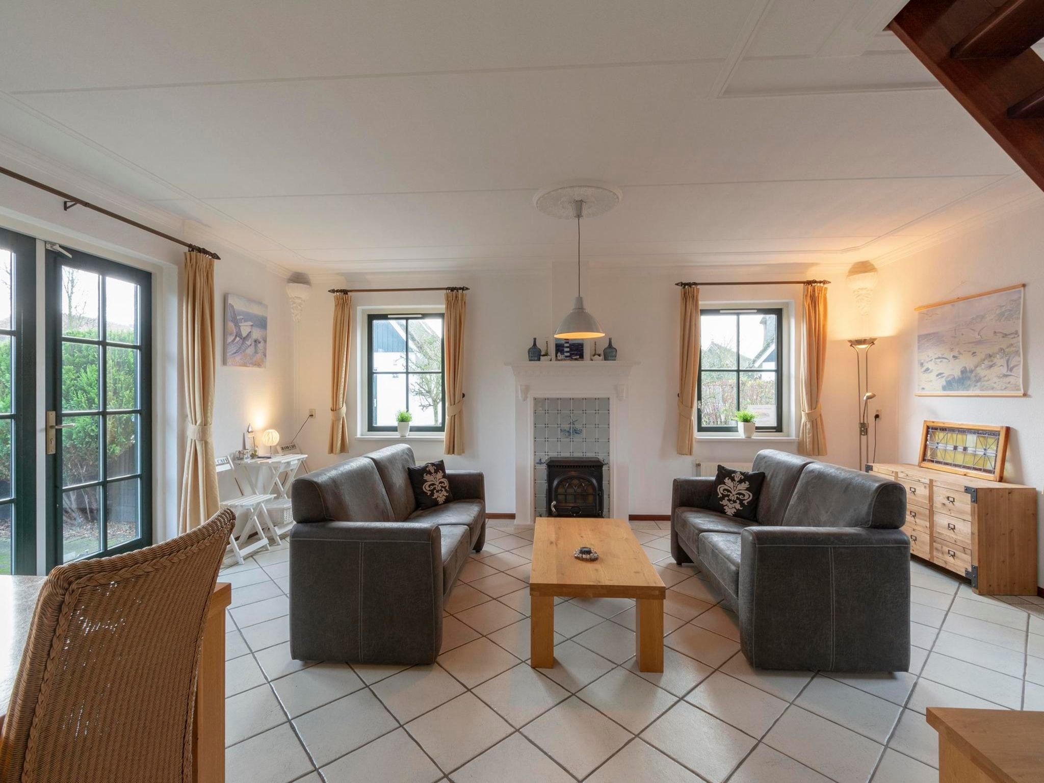 De woonkamer van De Buitenplaats 97 in Callantsoog