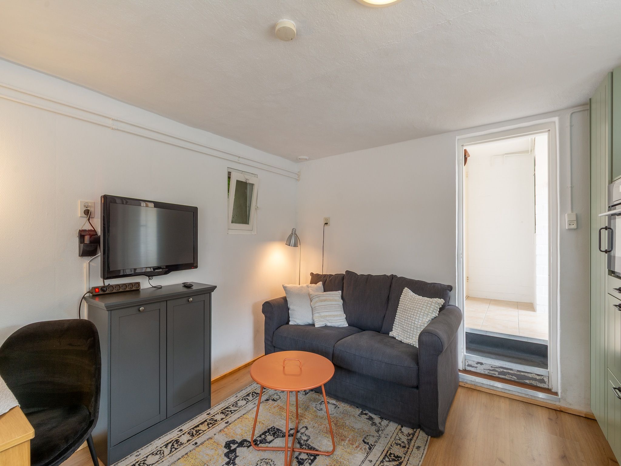 De woonkamer van De Bunker in Callantsoog