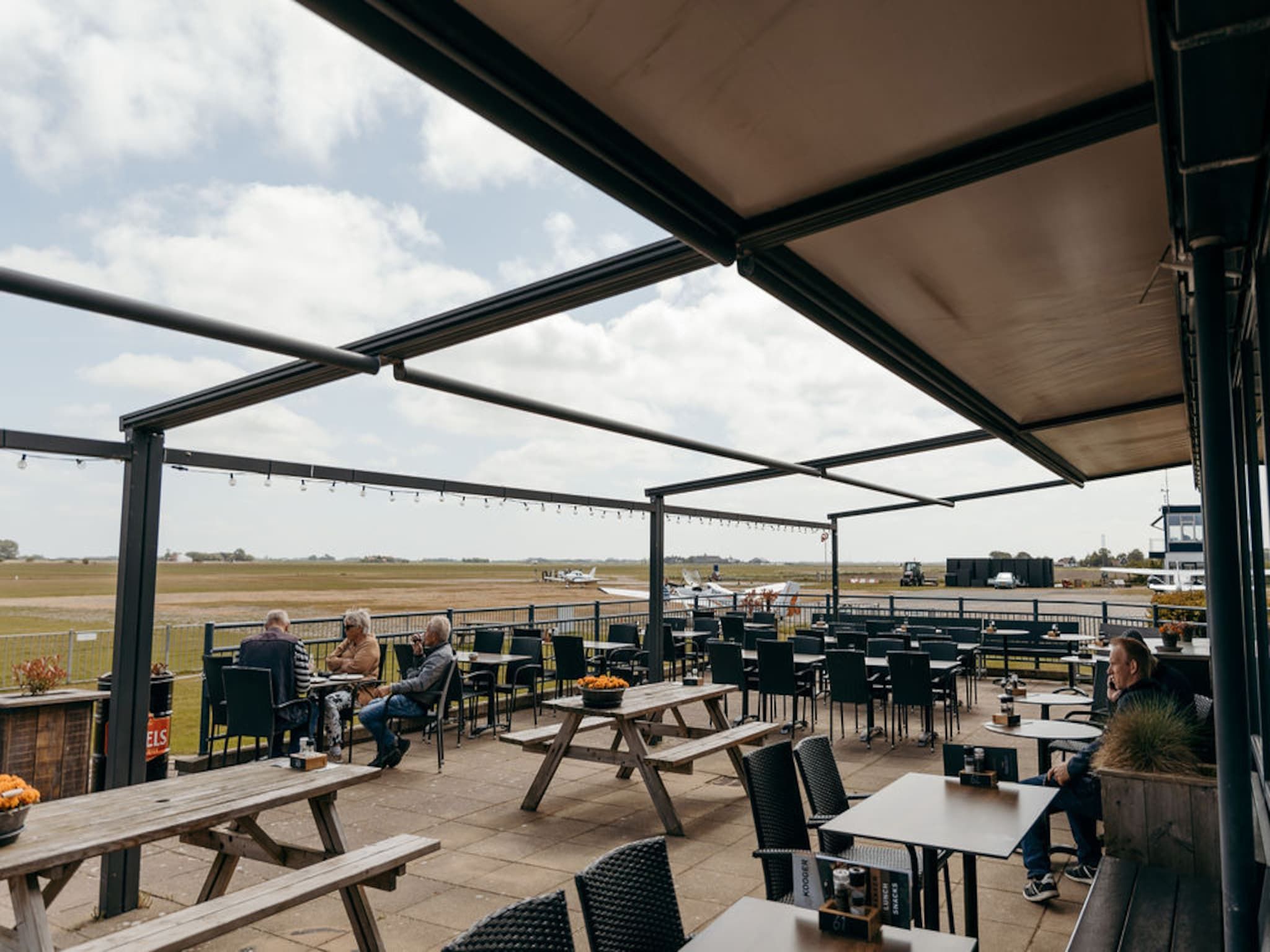 Het terras van De Vlijt - First class B in De Cocksdorp